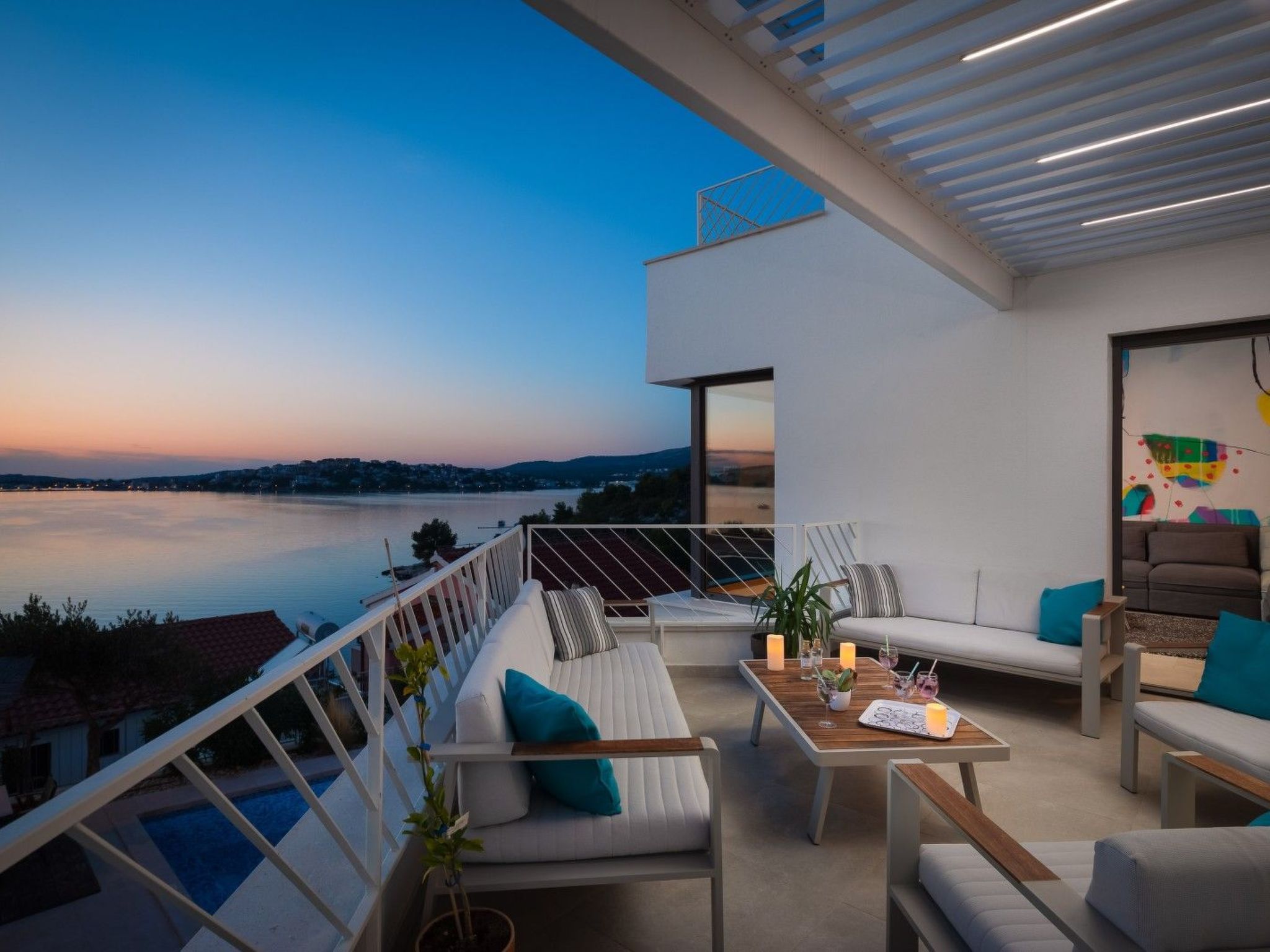 Villa mit Hydromassage und beheiztem Pool-Inside