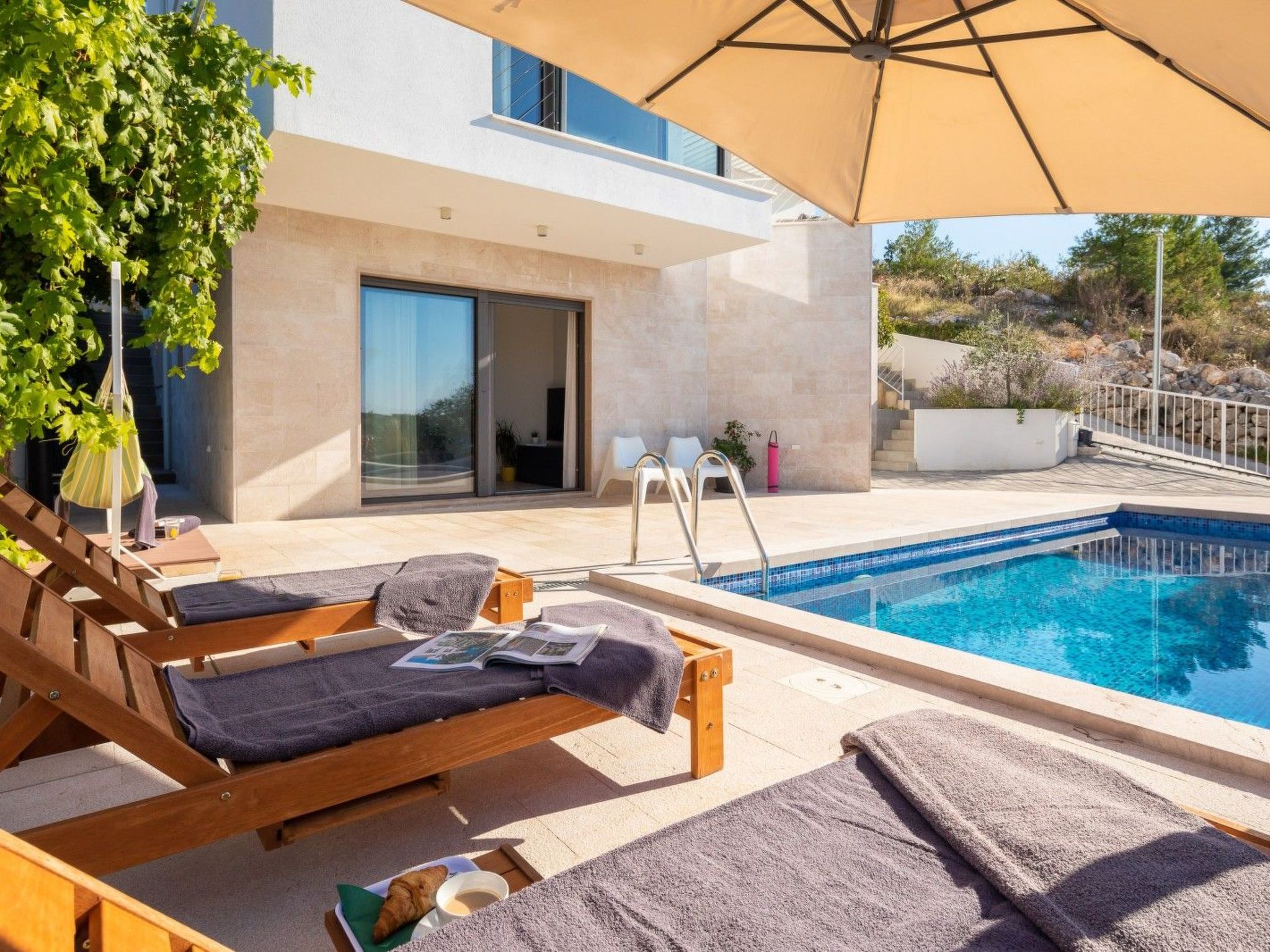 Villa mit Hydromassage und beheiztem Pool-Inside