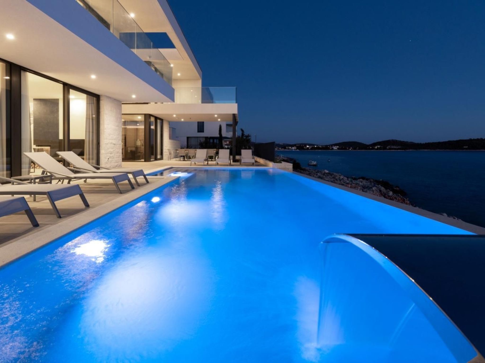 Schöne Villa Marvella für 10 Personen-Binnen