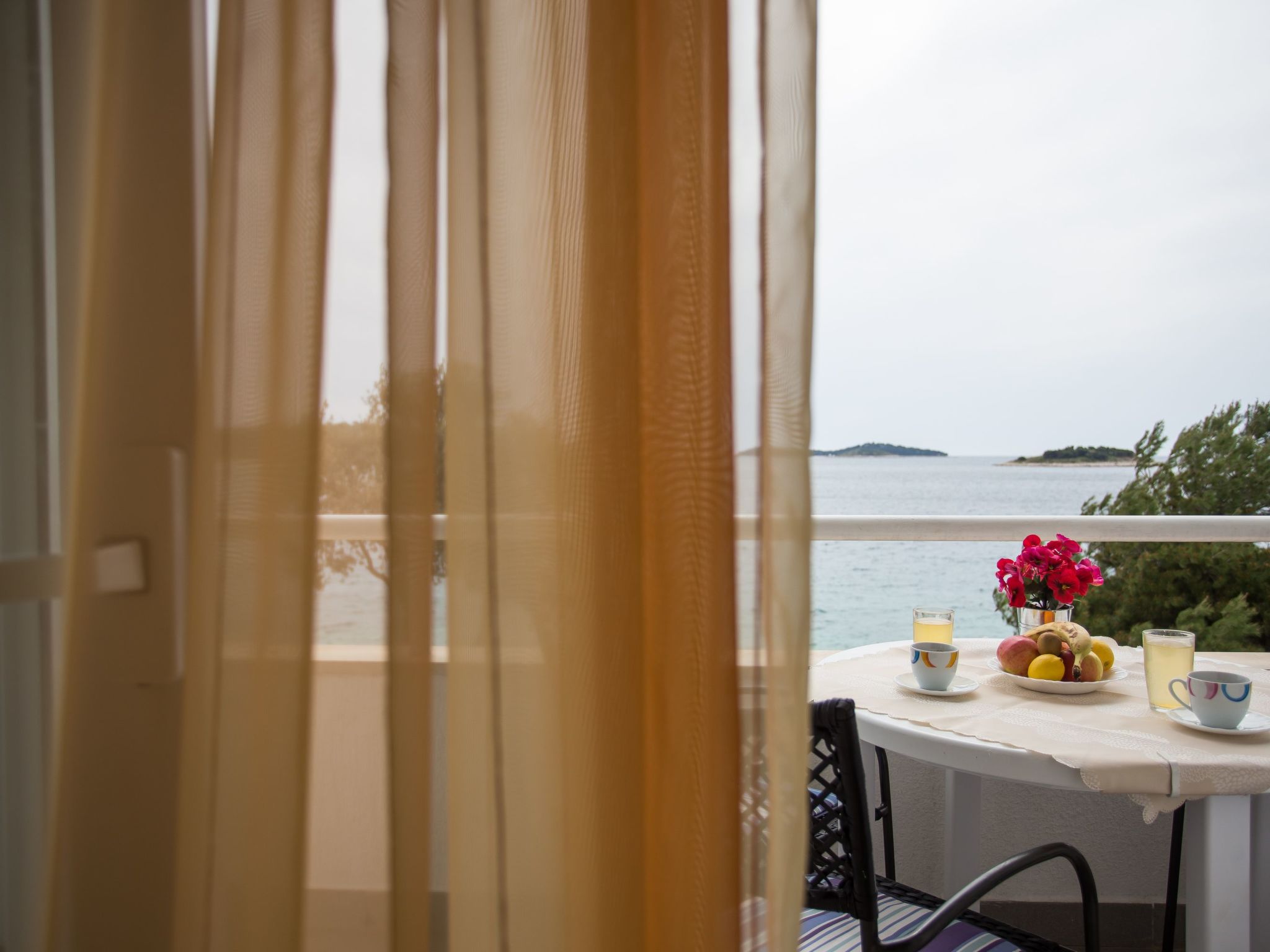 Mit Blick auf das Wasser-Image-tags.info