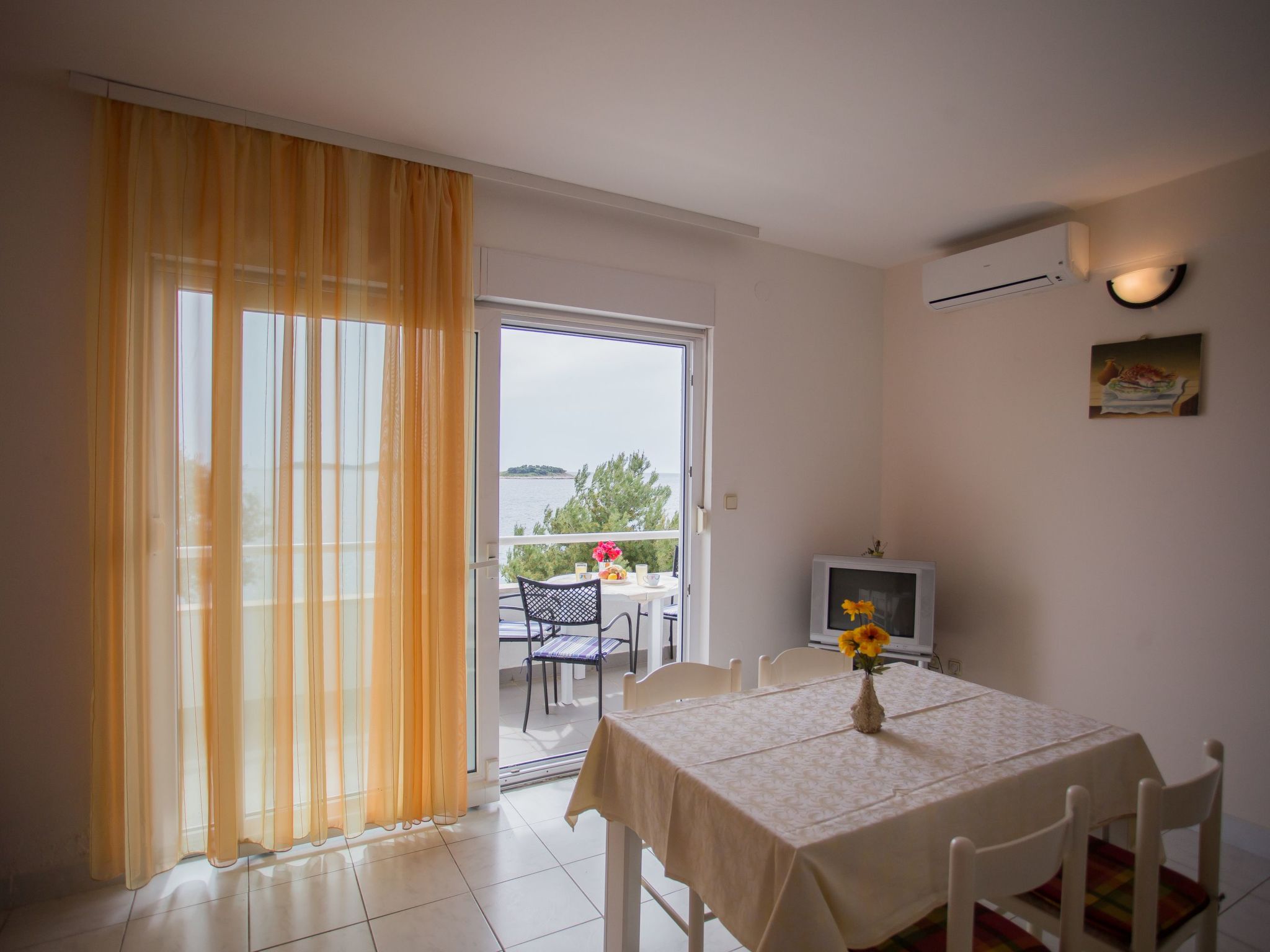 Mit Blick auf das Wasser-Image-tags.info