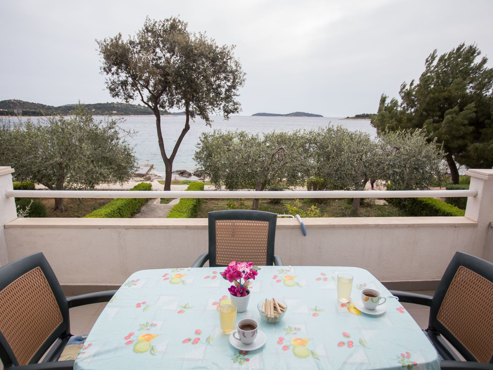 Wohnung "Gloria" mit Blick auf das Wasser-Image-tags.info