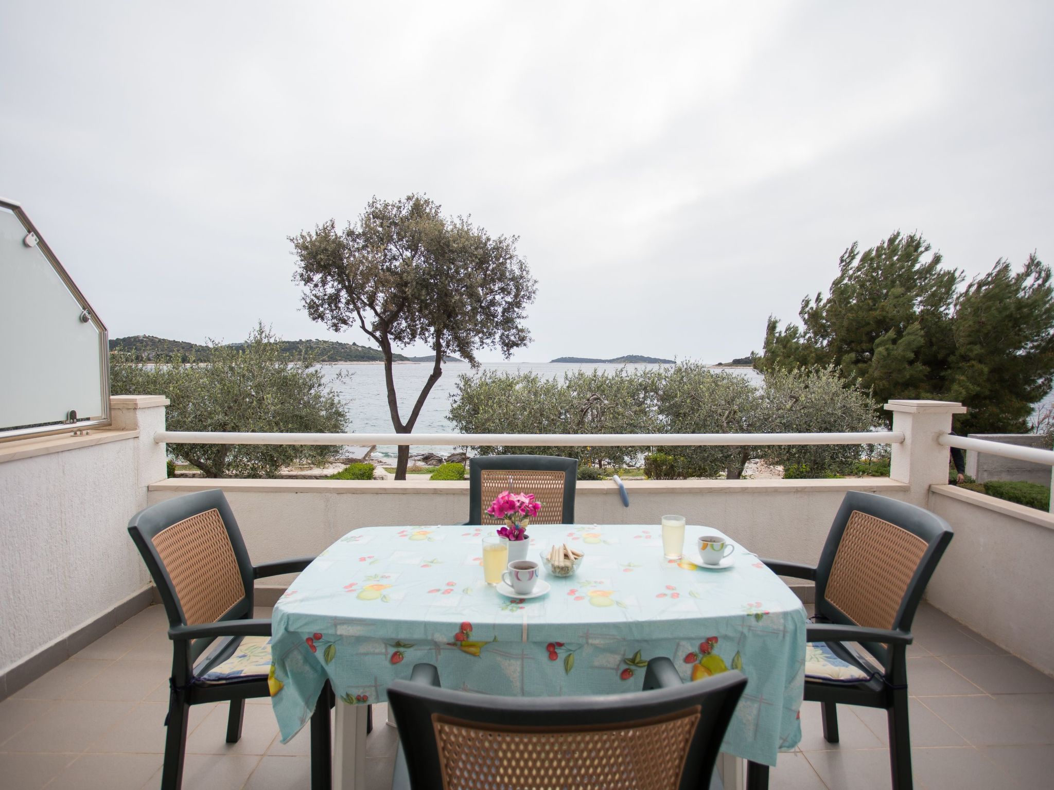 Wohnung "Gloria" mit Blick auf das Wasser-Image-tags.info