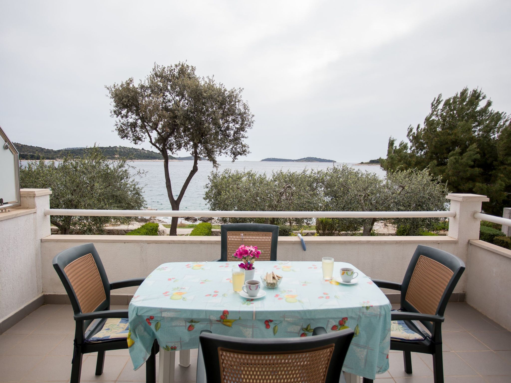 Wohnung "Gloria" mit Blick auf das Wasser-Image-tags.info