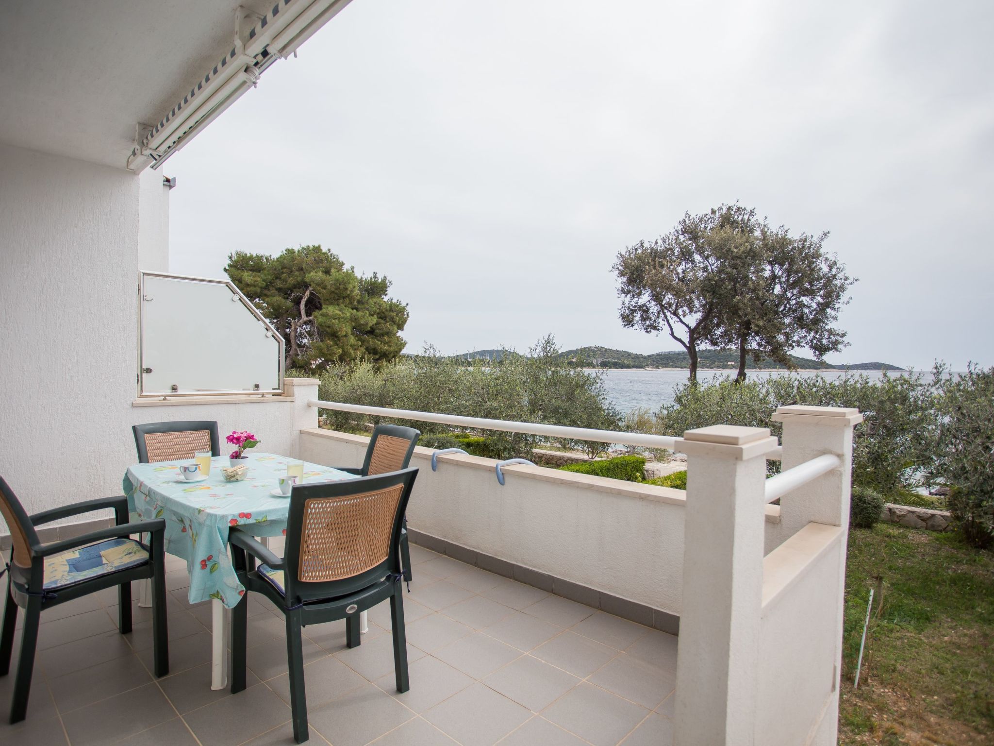 Wohnung "Gloria" mit Blick auf das Wasser-Image-tags.info