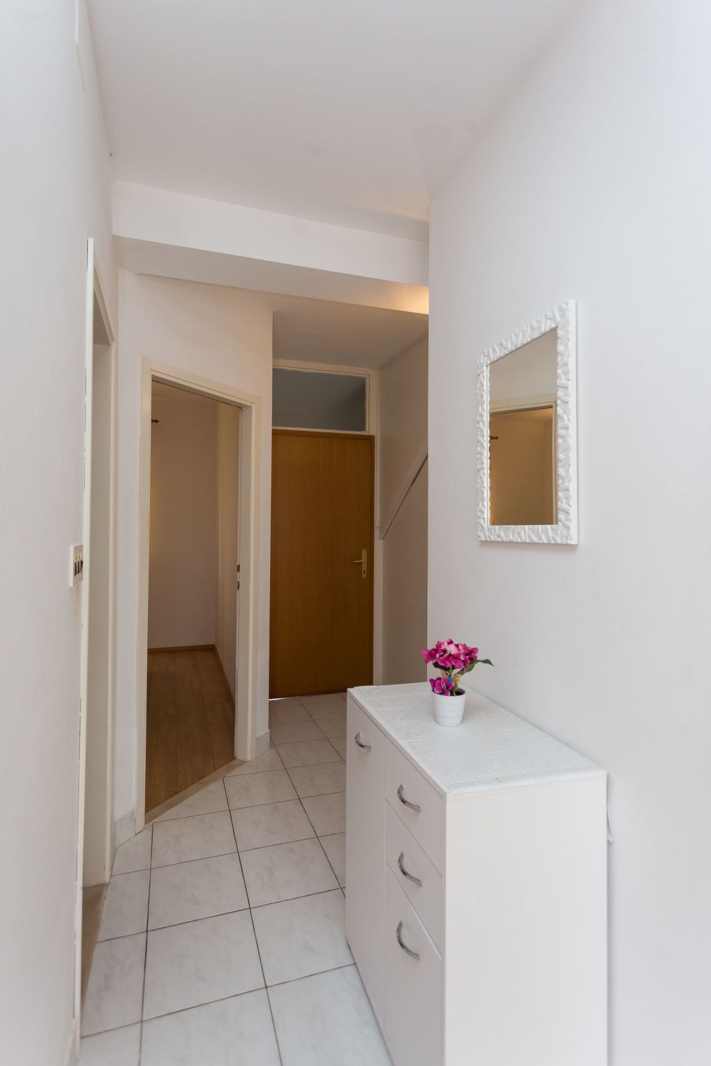 Wohnung "Gloria" mit Blick auf das Wasser-Image-tags.info