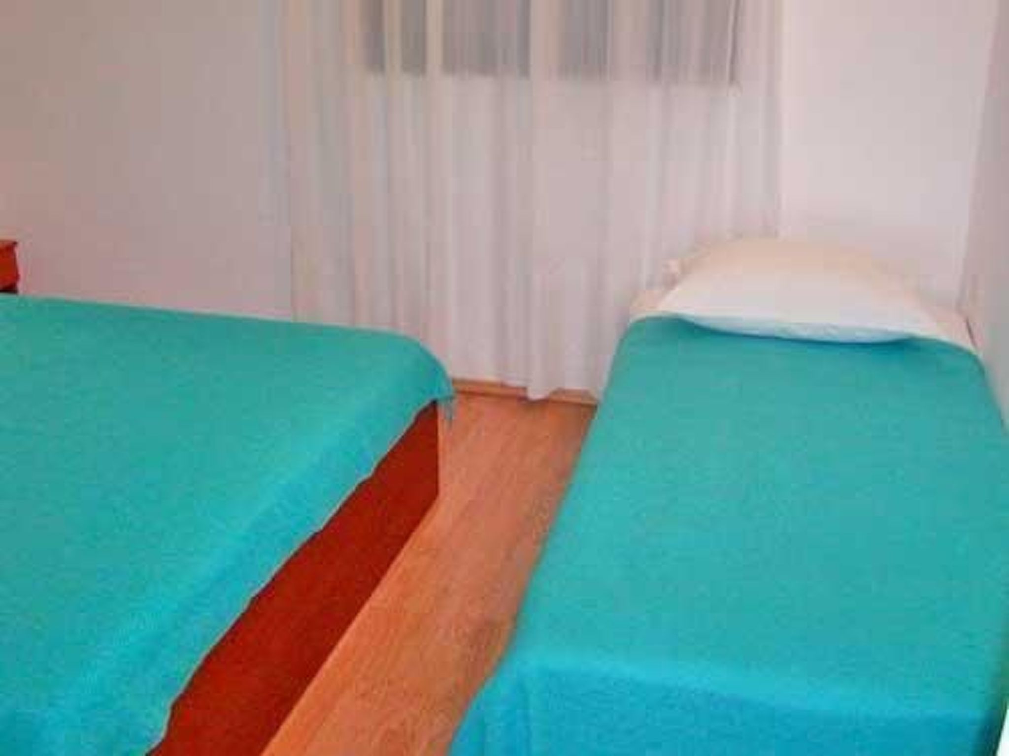 Sunara mit Terrasse und Kinderpool-Drinnen