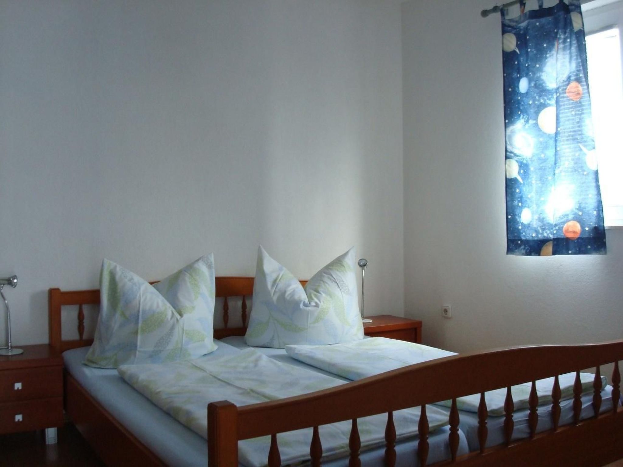 In Zečevo Rogozničko mit Großem Balkon