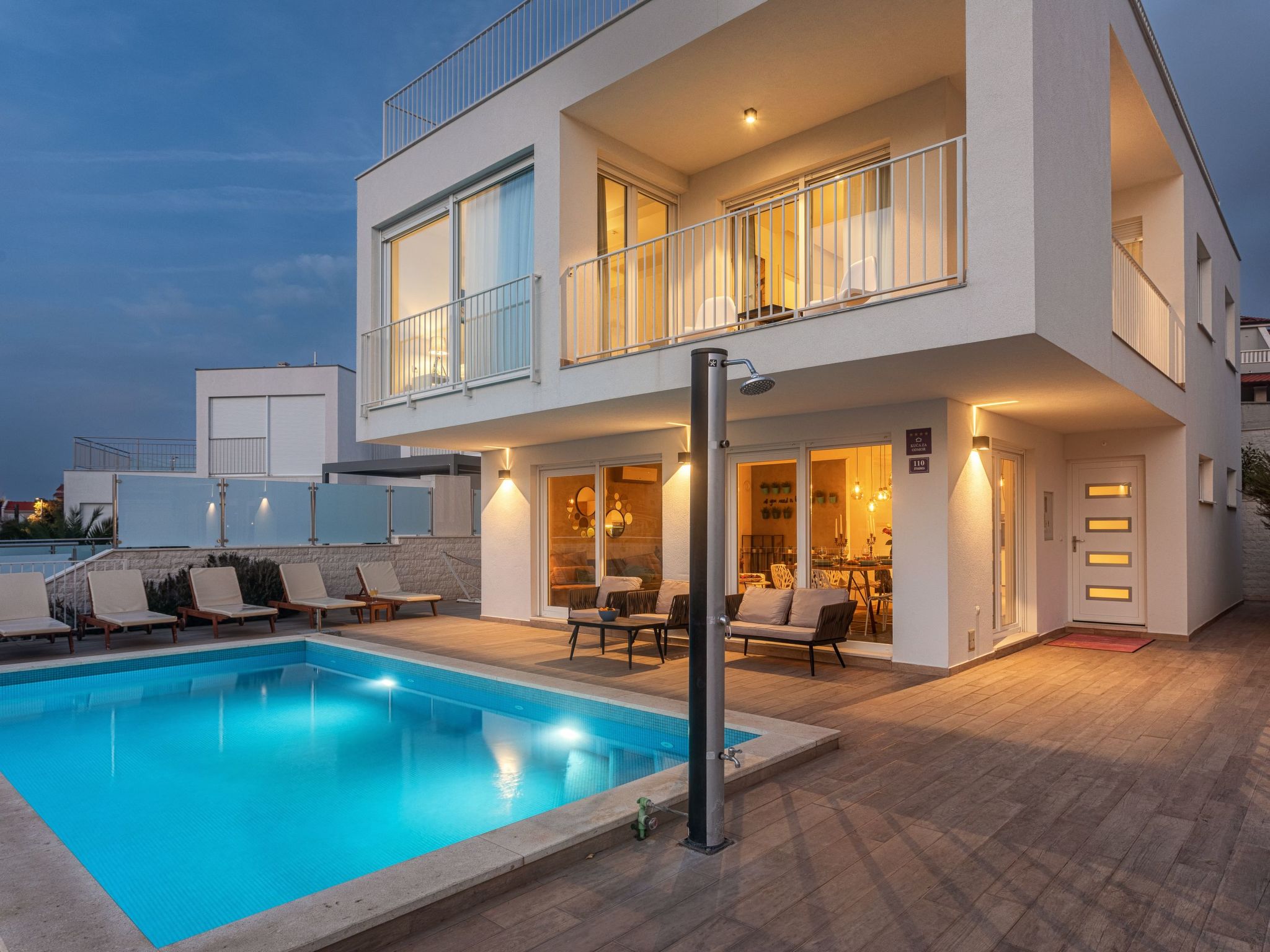 Luxury Villa Emily-Image-tags.info