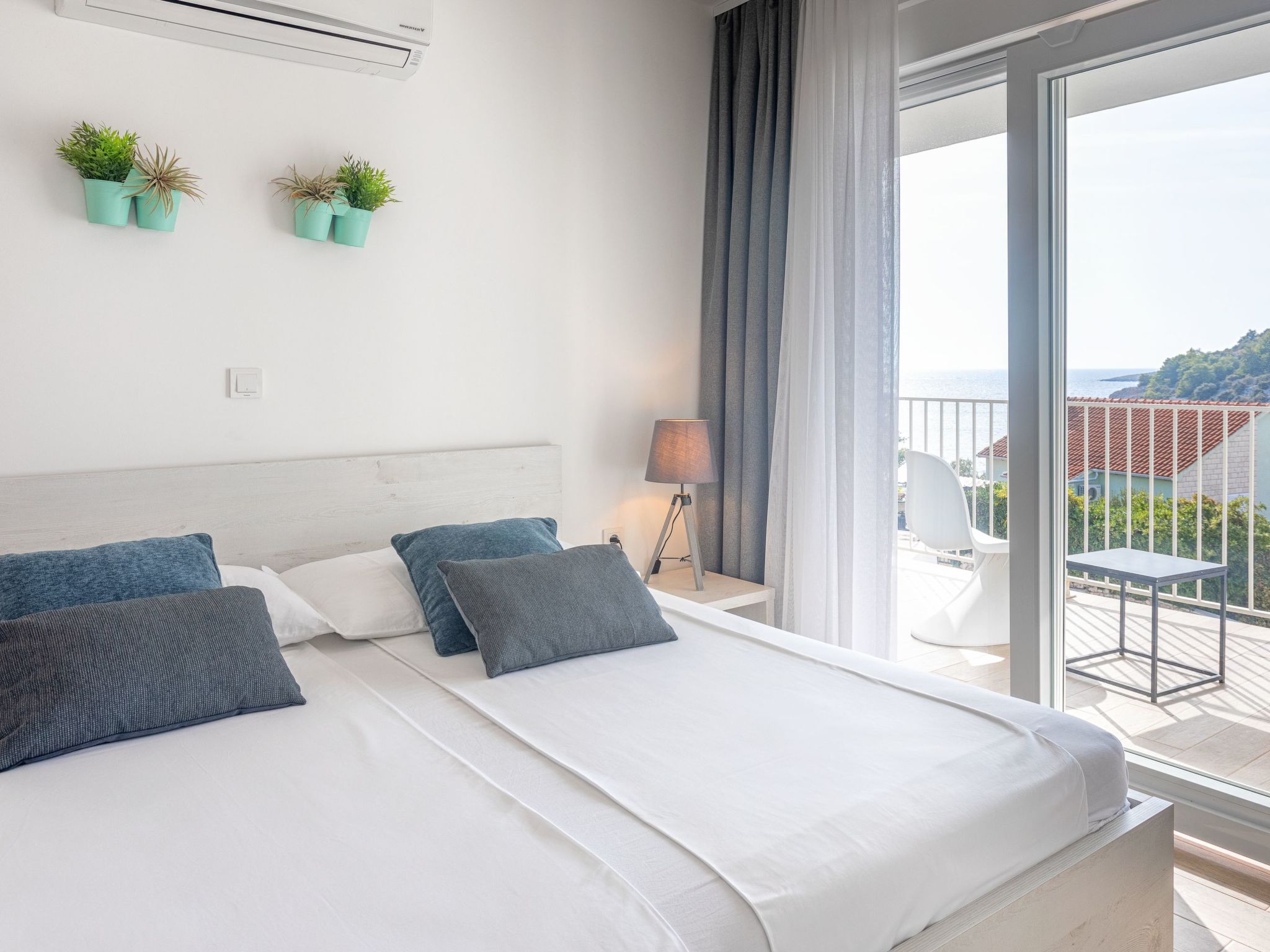 Luxury Villa Emily-Image-tags.info