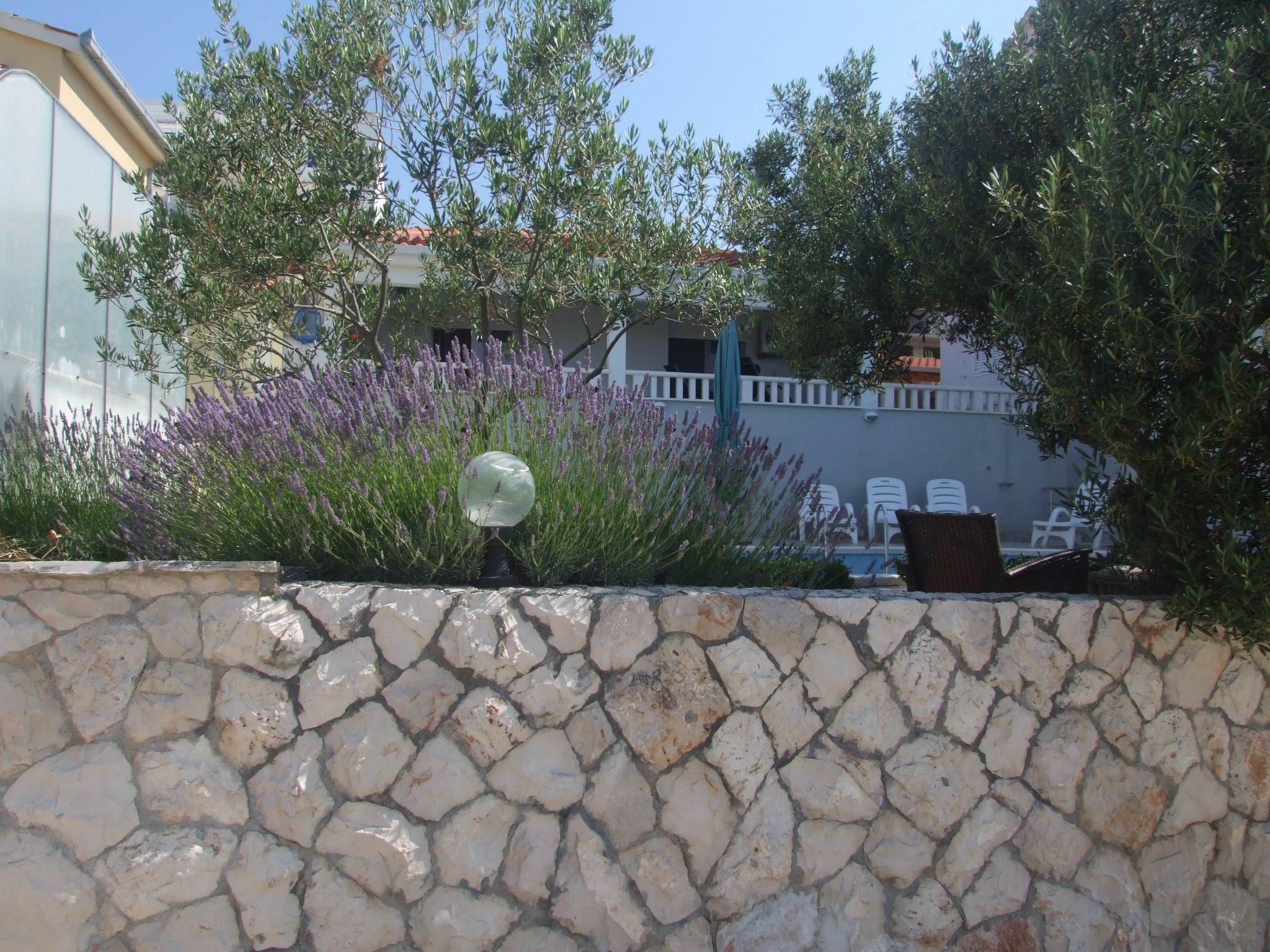 Schönes Haus in Sevid mit Gemeinschaftspool-Draußen