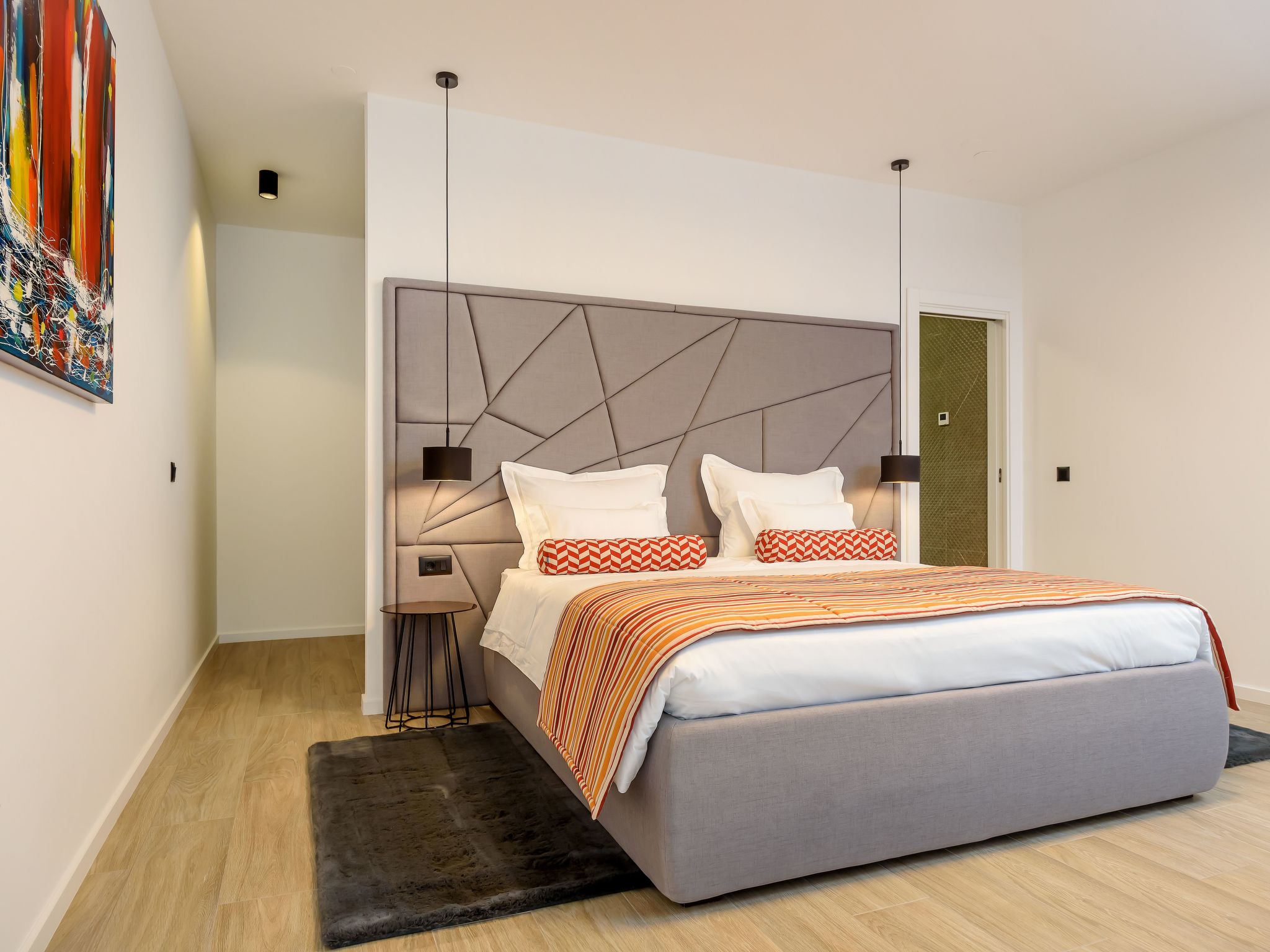 Luxuriöse Villa mit Innenpool-Image-tags.info