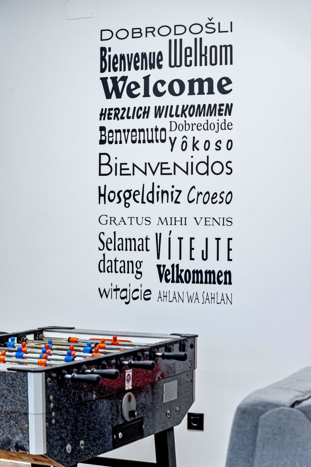 Luxuriöse Villa mit Innenpool-Image-tags.info