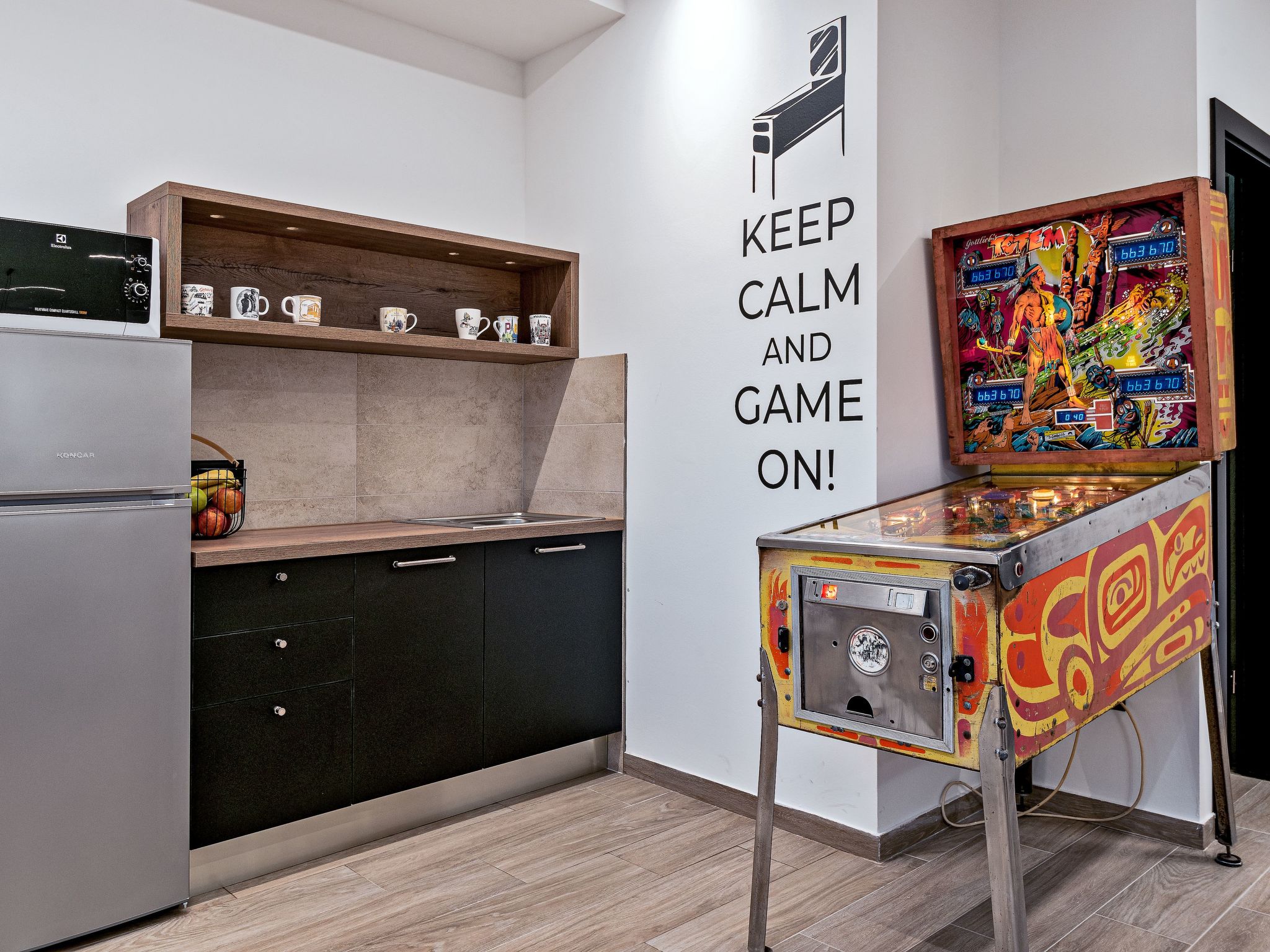 Luxuriöse Villa mit Innenpool-Image-tags.info