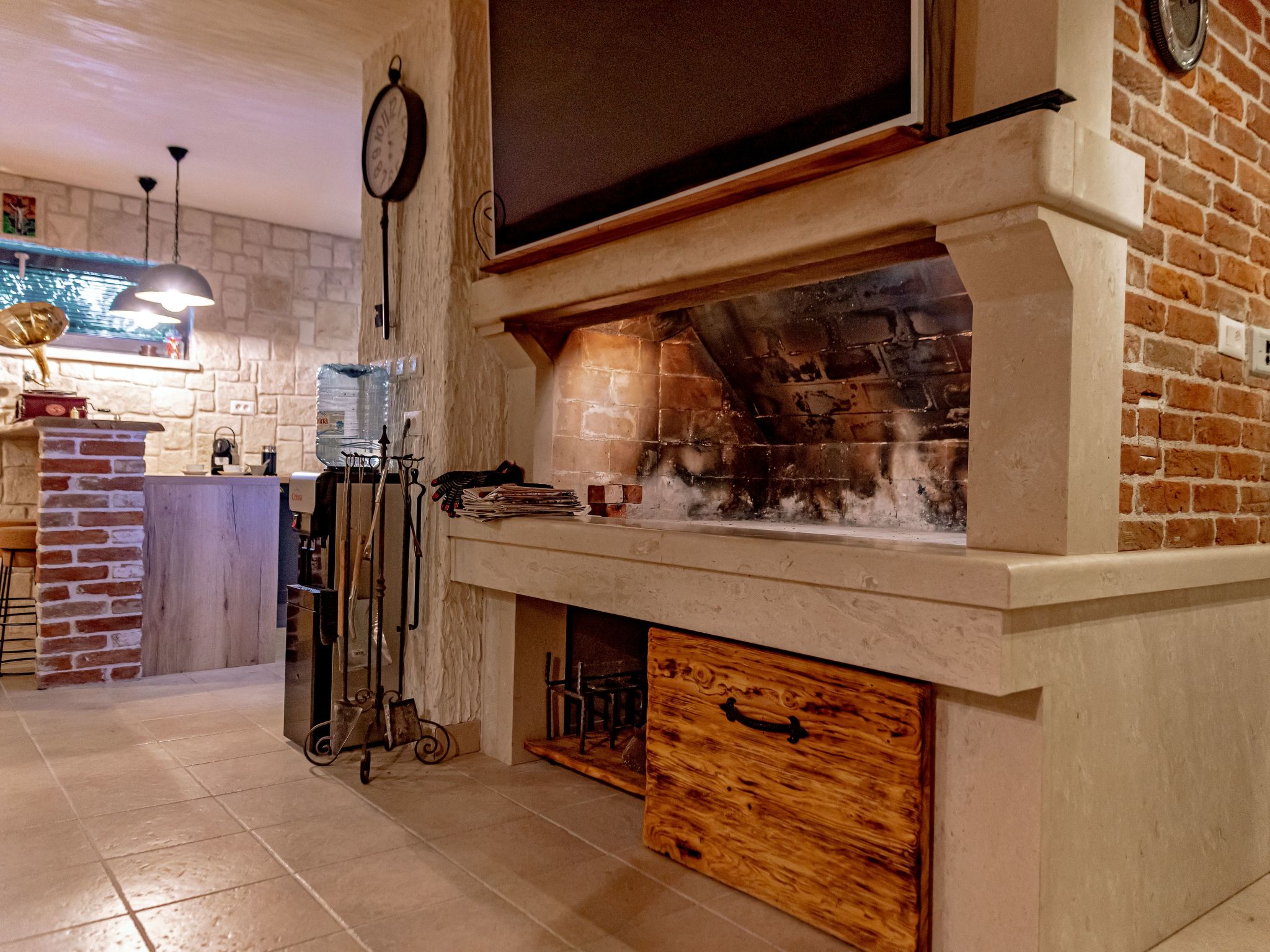 Luxuriöse Villa mit Innenpool-Image-tags.info