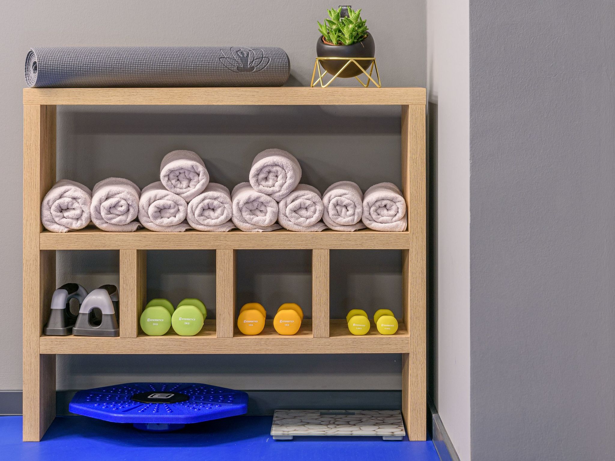 Luxuriöse Villa mit Infinity-Außenpool-Image-tags.info