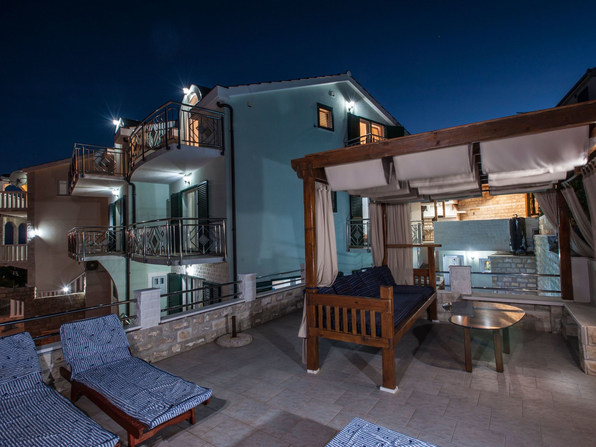 Villa "Villa Katy" mit Garten, Grill und Terrasse-Image-tags.info