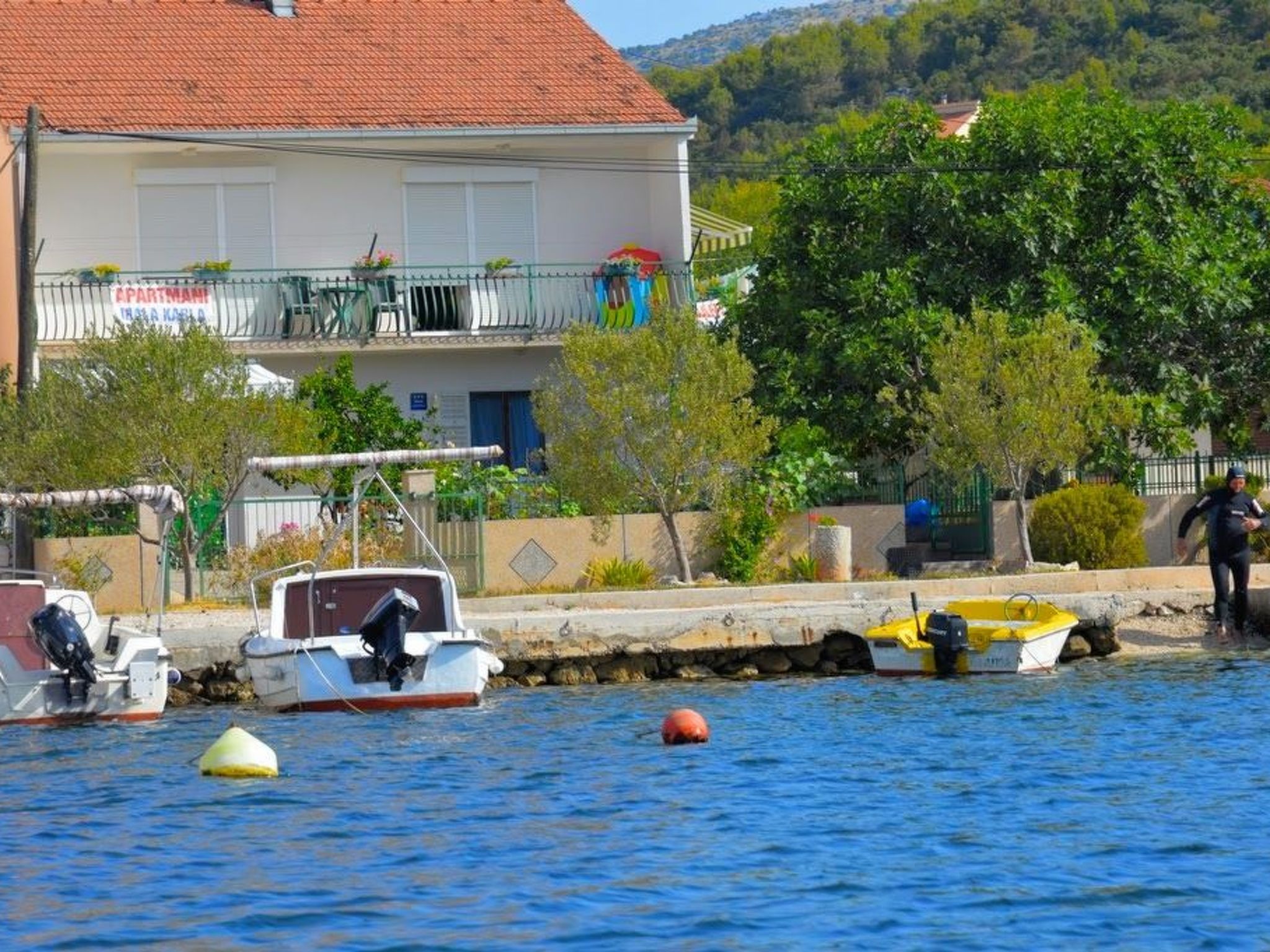 Wohnung in Poljica mit Garten und Terrasse-Image-tags.info