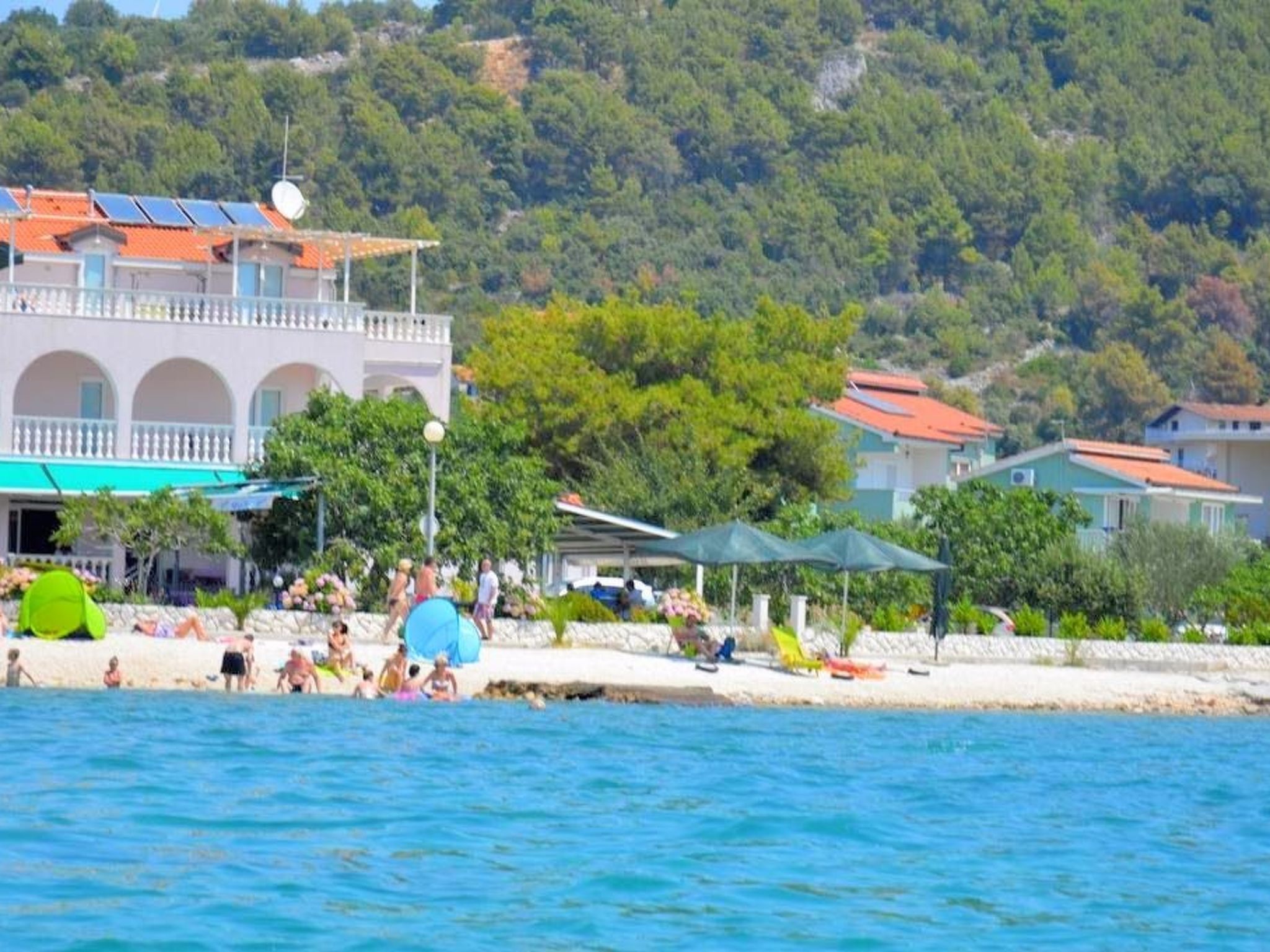 Wohnung in Poljica mit Garten und Terrasse-Image-tags.info