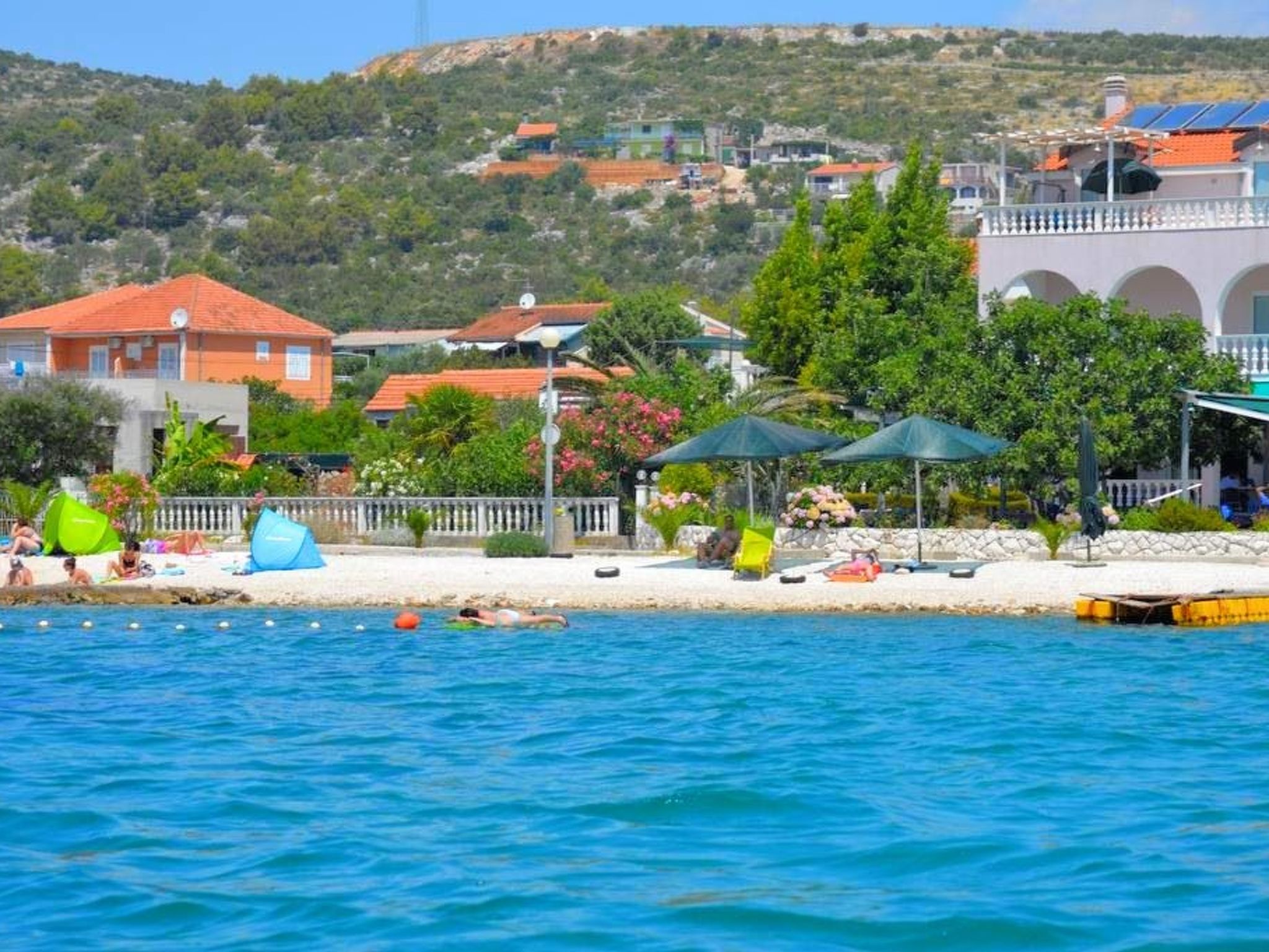 Wohnung in Poljica mit Garten und Terrasse-Image-tags.info