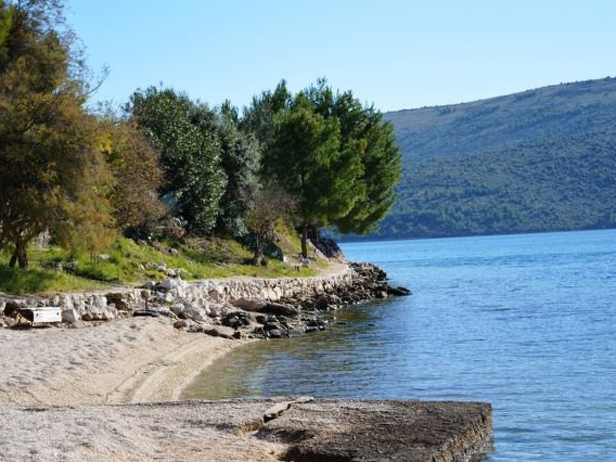Wohnung in Poljica mit Garten und Terrasse-Image-tags.info