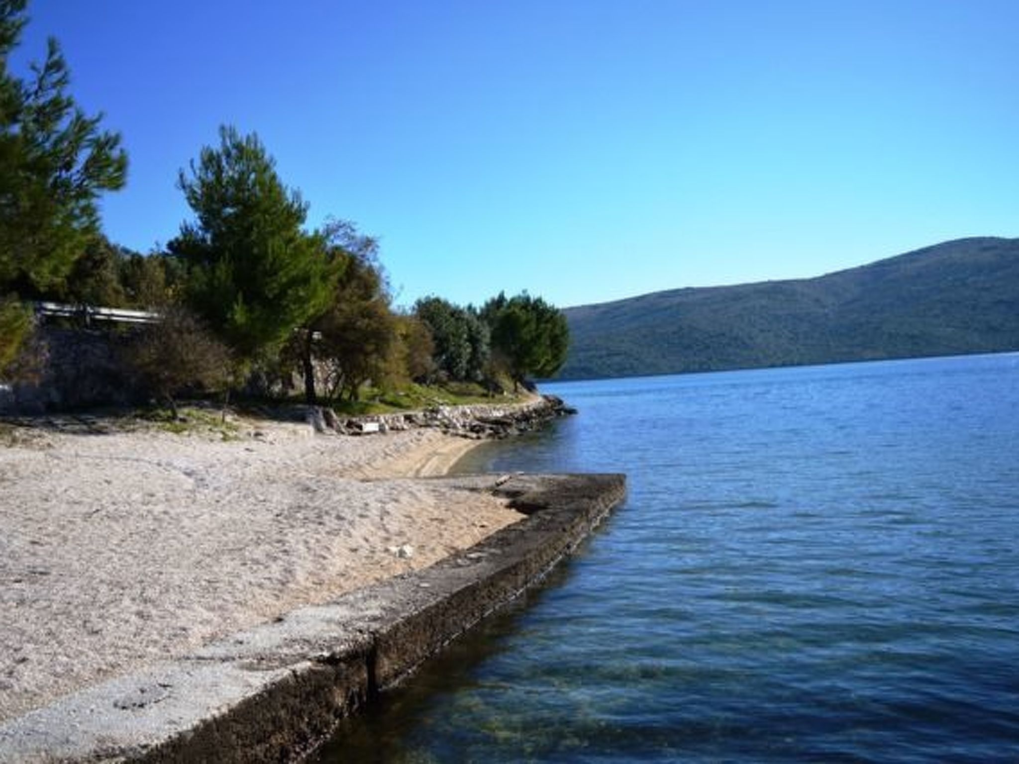 Wohnung in Poljica mit Garten und Terrasse-Image-tags.info