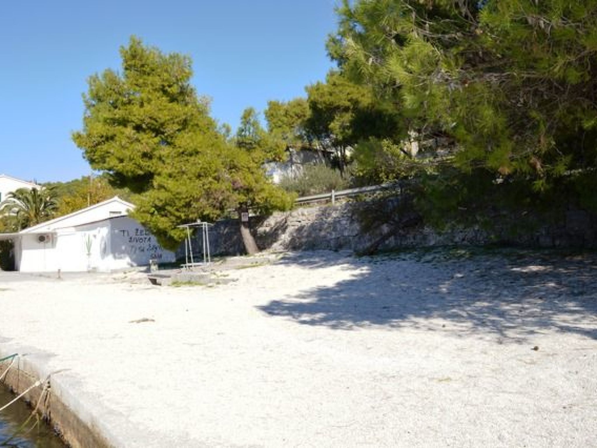 Wohnung in Poljica mit Garten und Terrasse-Image-tags.info