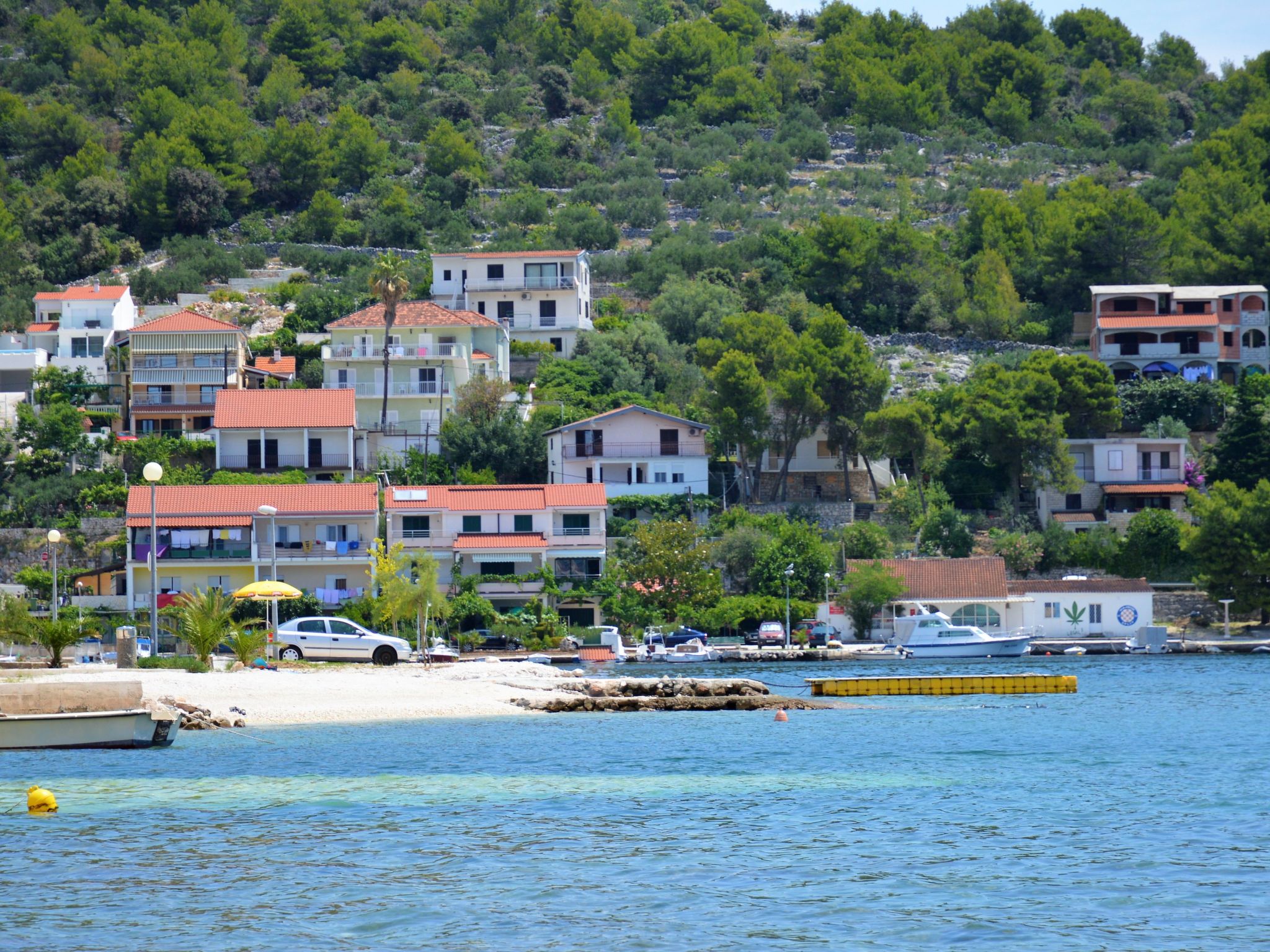 Wohnung in Poljica mit Garten und Terrasse-Image-tags.info