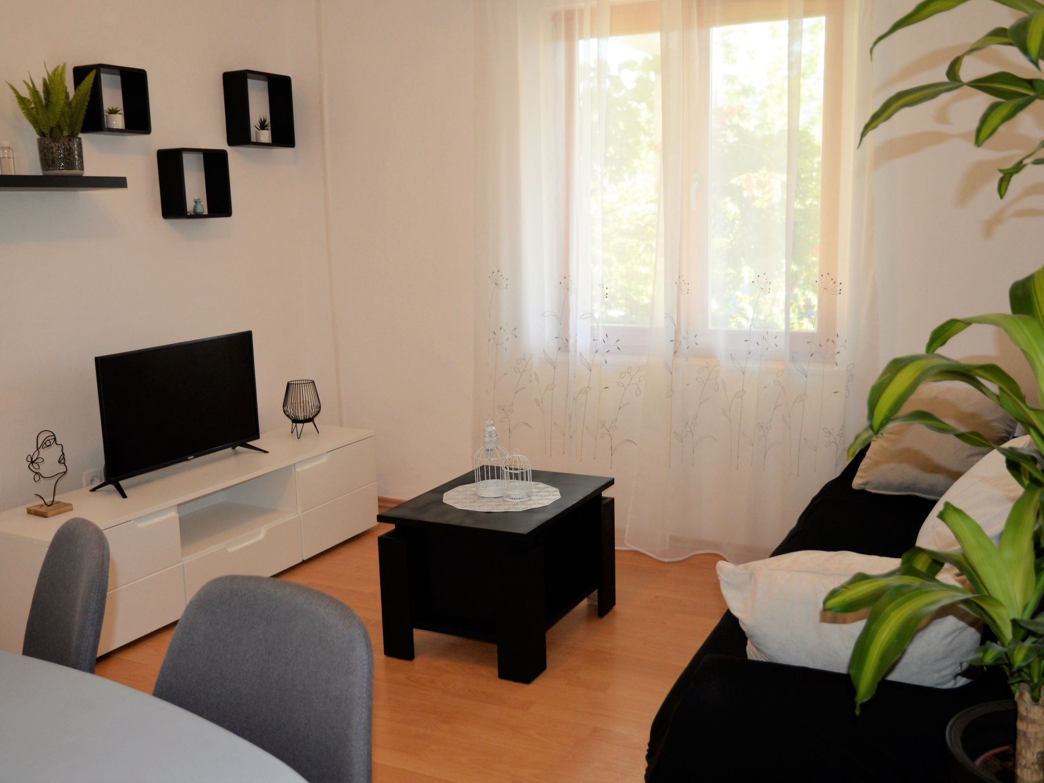 Erdgeschosswohnung, erste Reihe vom Meer-Image-tags.info