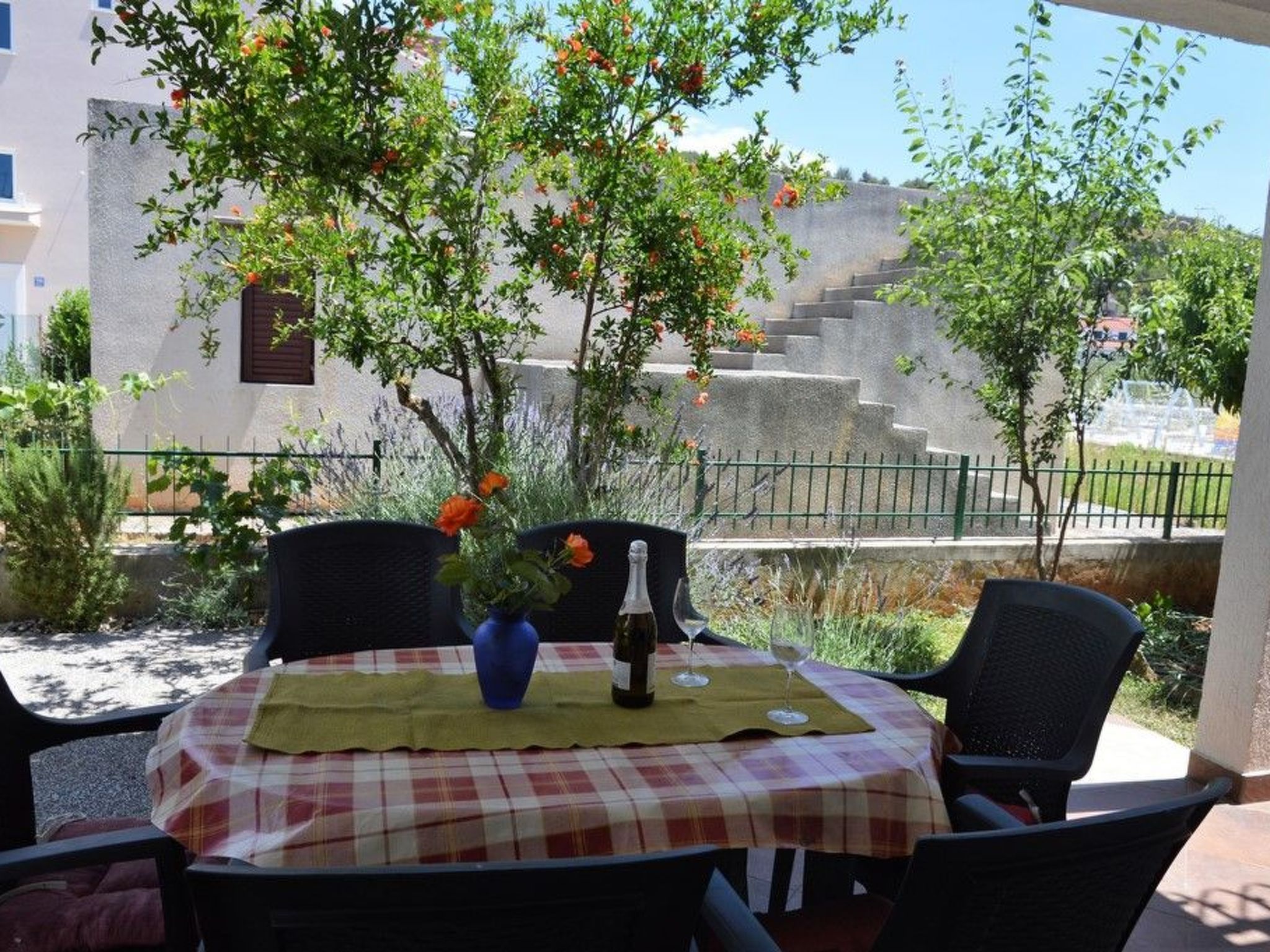 In Poljica mit privatem Parkplatz-Image-tags.info