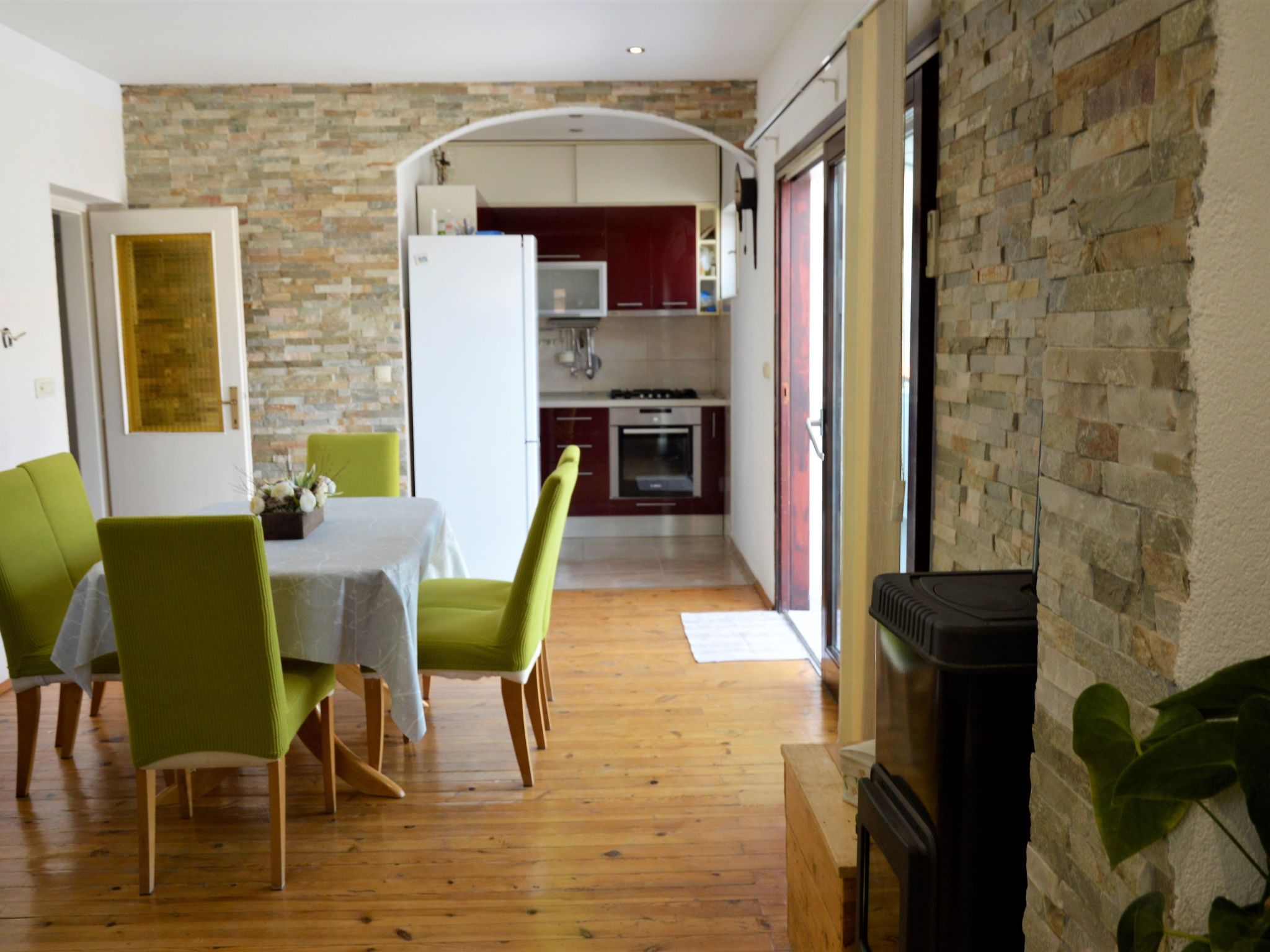 Wohnung mit Balkon-Image-tags.info