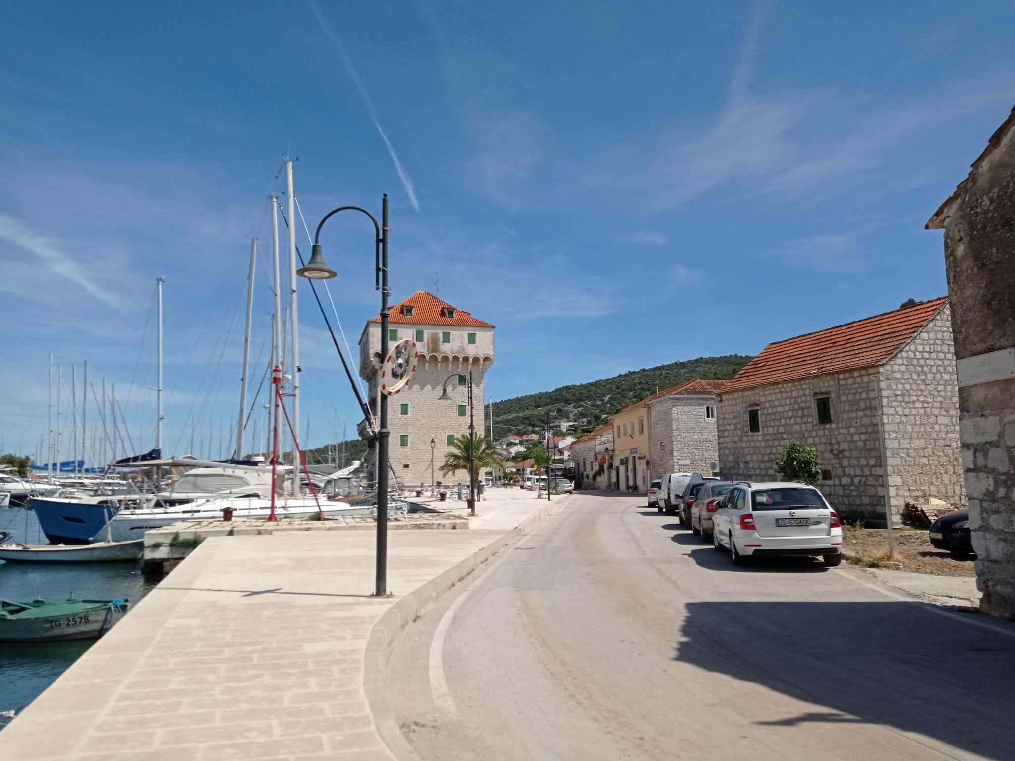 Wohnung mit Balkon-Image-tags.info