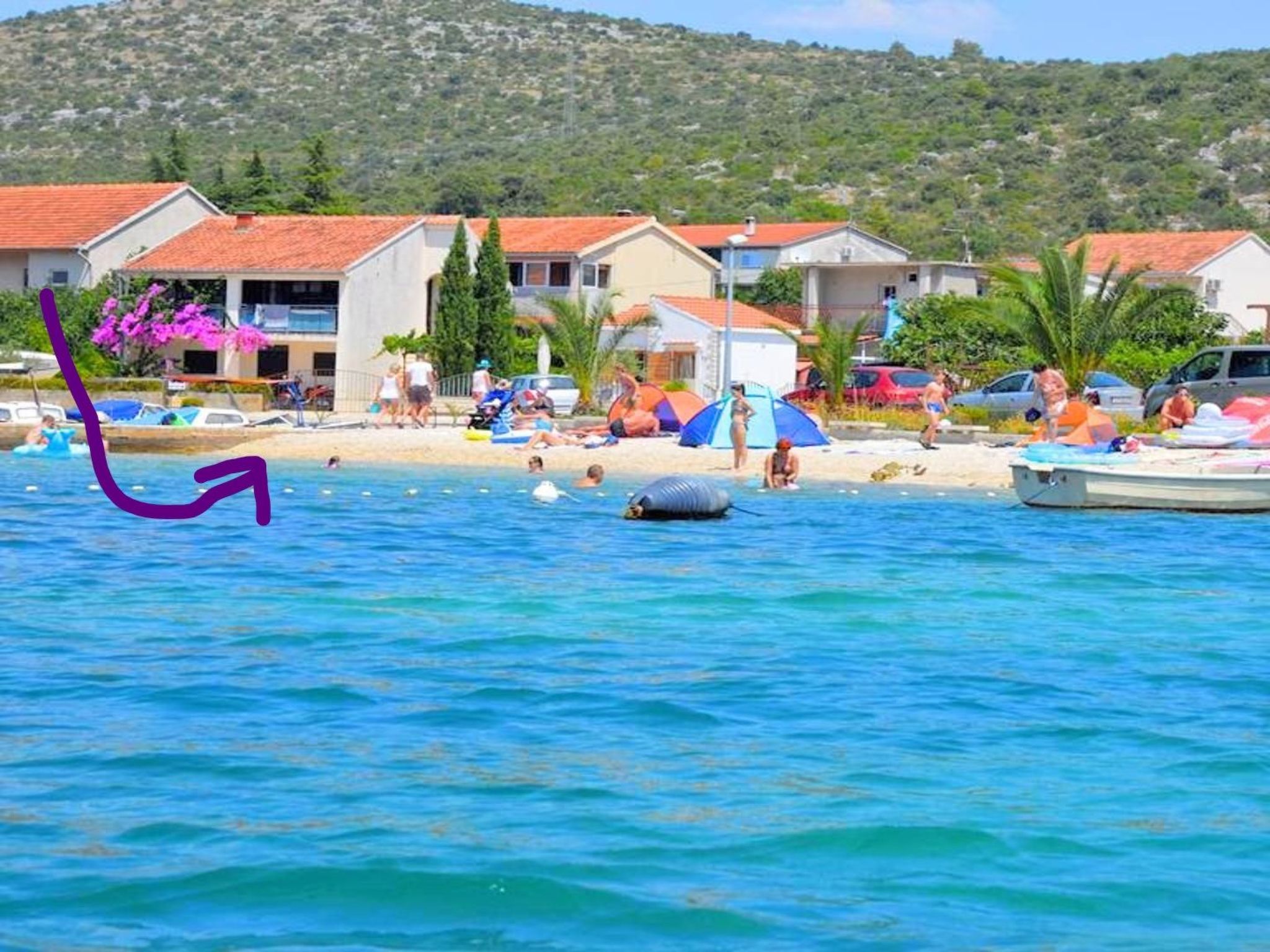 Schöne Wohnung in Poljica mit privatem Parkplatz-Drinnen