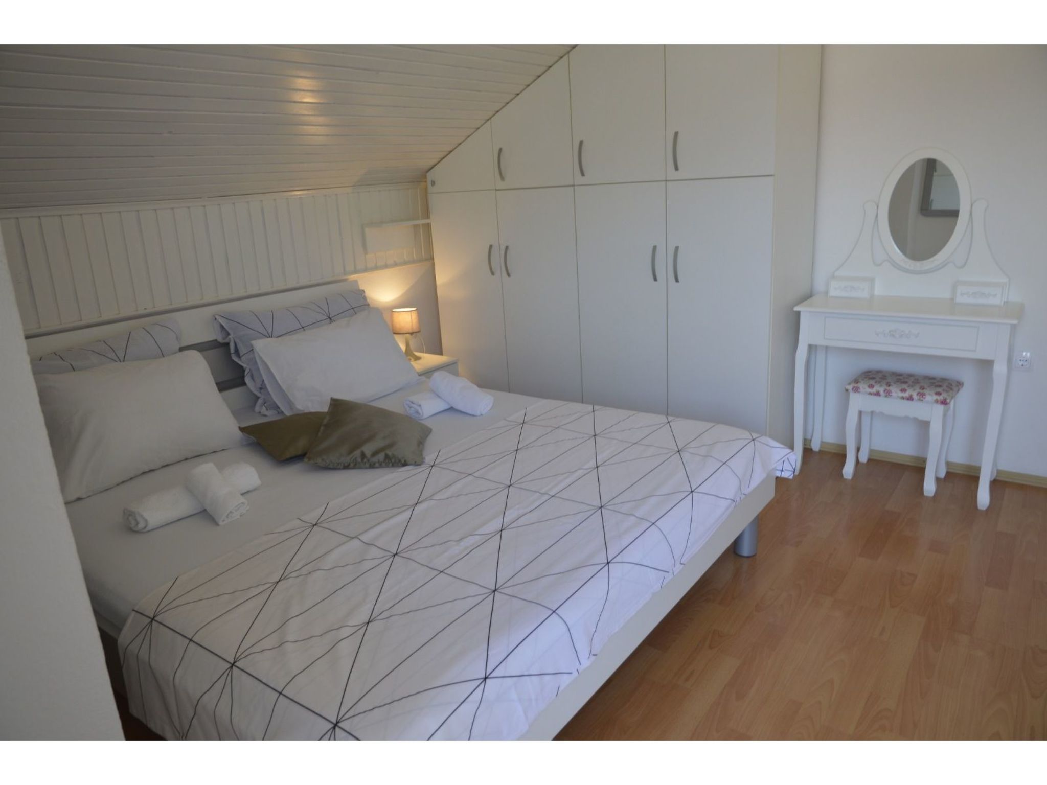 Geräumige Wohnung mit Meerblick-Image-tags.info