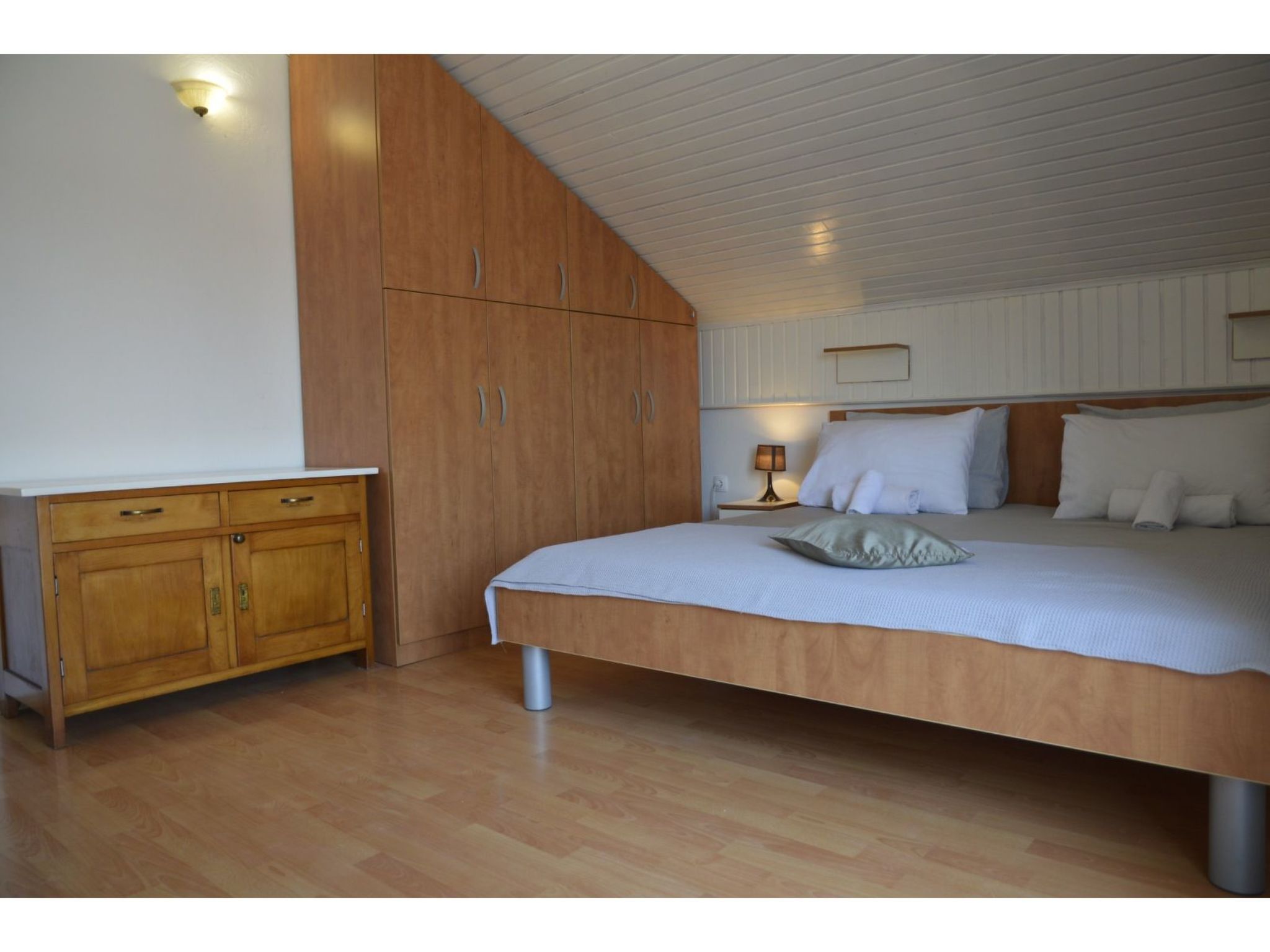 Geräumige Wohnung mit Meerblick-Image-tags.info