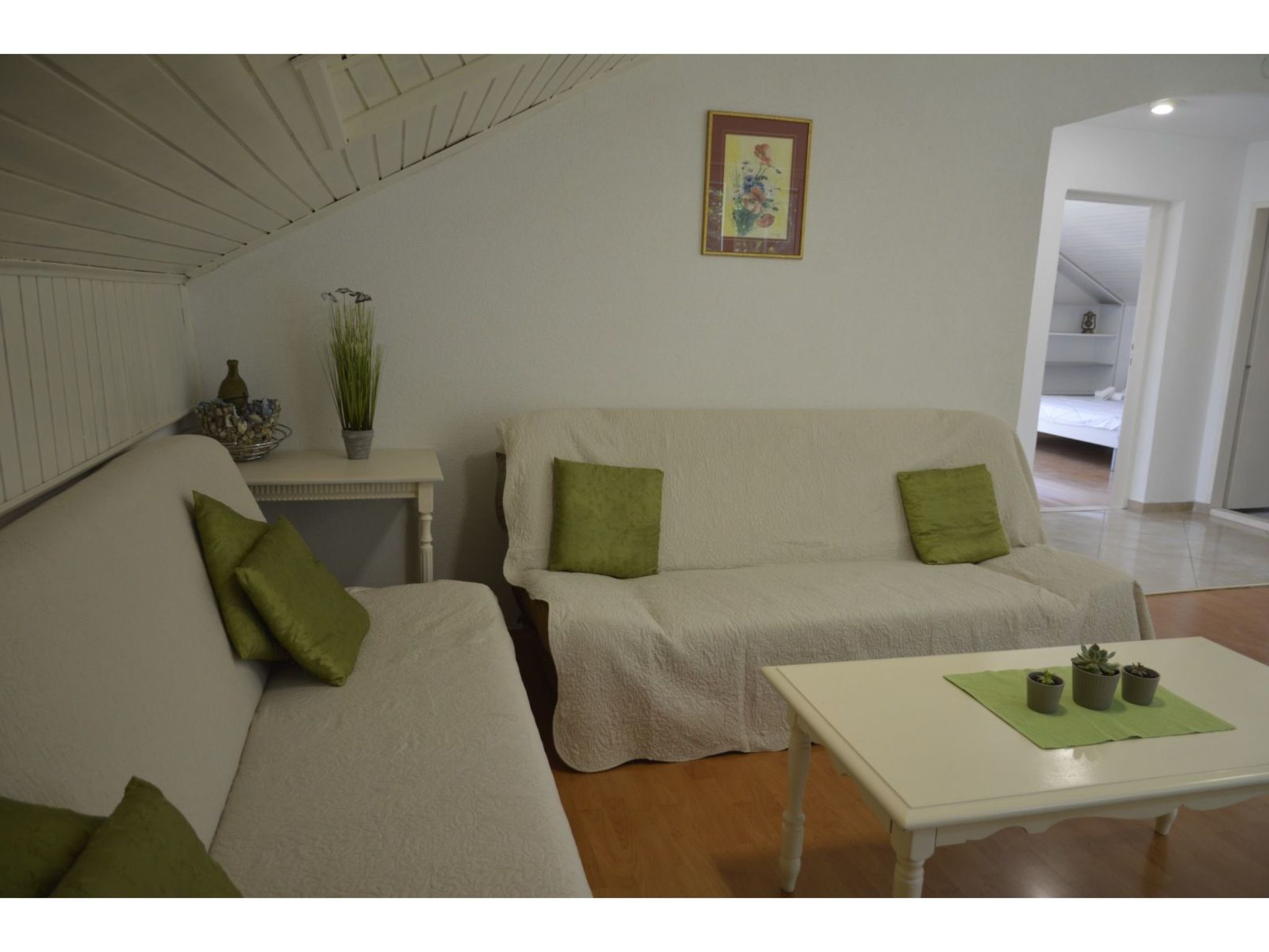 Geräumige Wohnung mit Meerblick-Image-tags.info