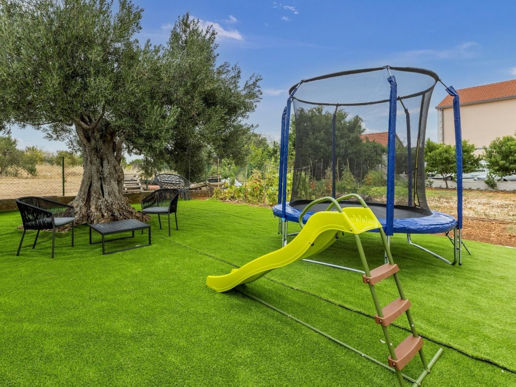 Villa Diana, modern gestaltet, in Dograde-Binnen