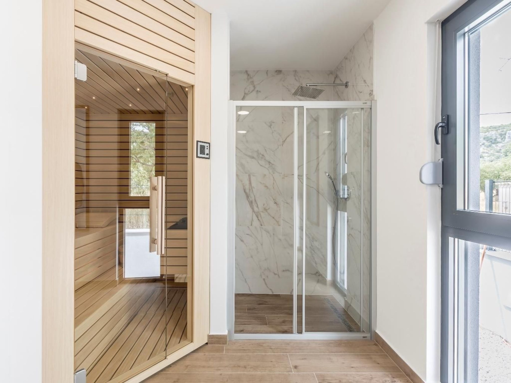 Villa Diana, modern gestaltet, in Dograde-Binnen