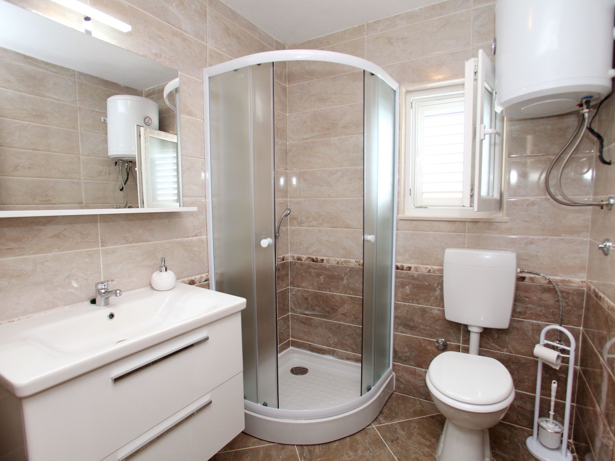 Gemütliches Ferienhaus Anamarija-Drinnen