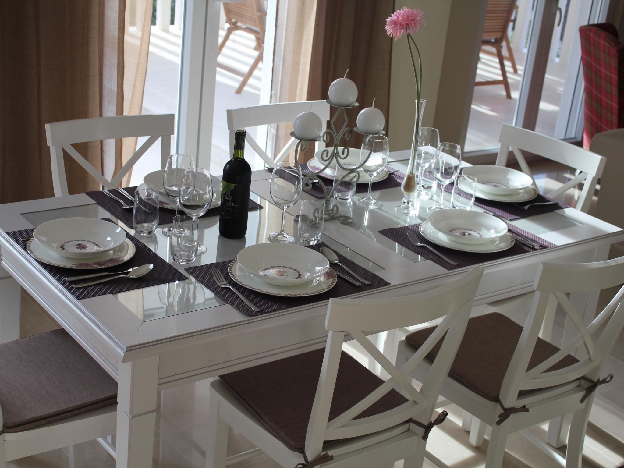 Villa Elena mit Pool, nur 60 Meter zum Meer-Binnen