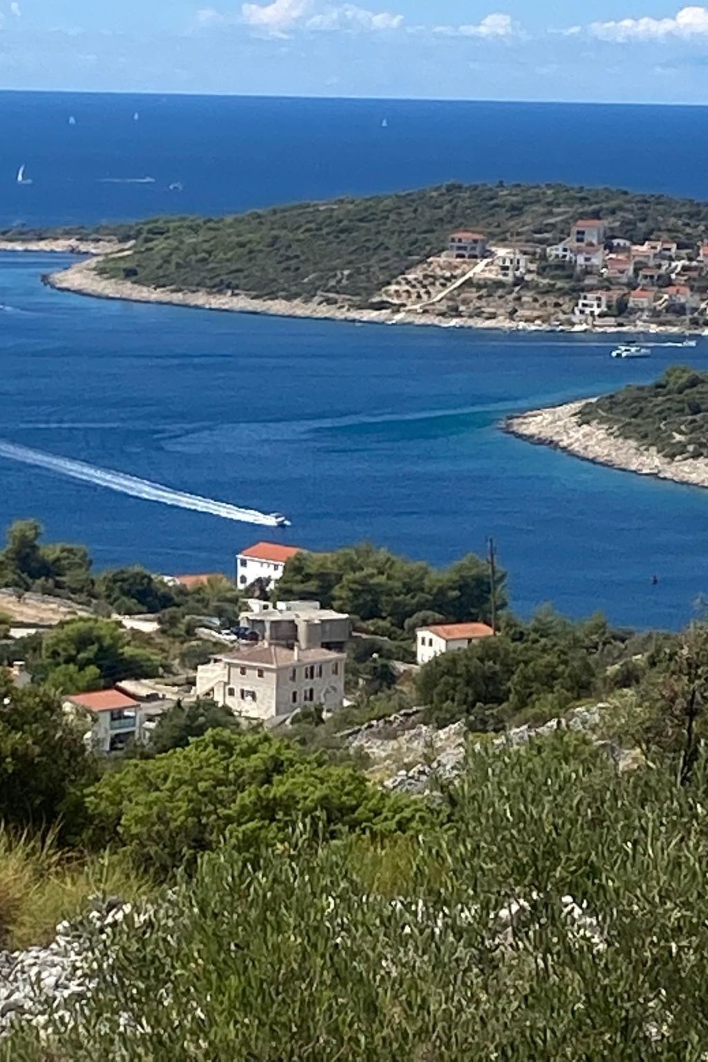 Villa Elena mit Pool, nur 60 Meter zum Meer-Binnen