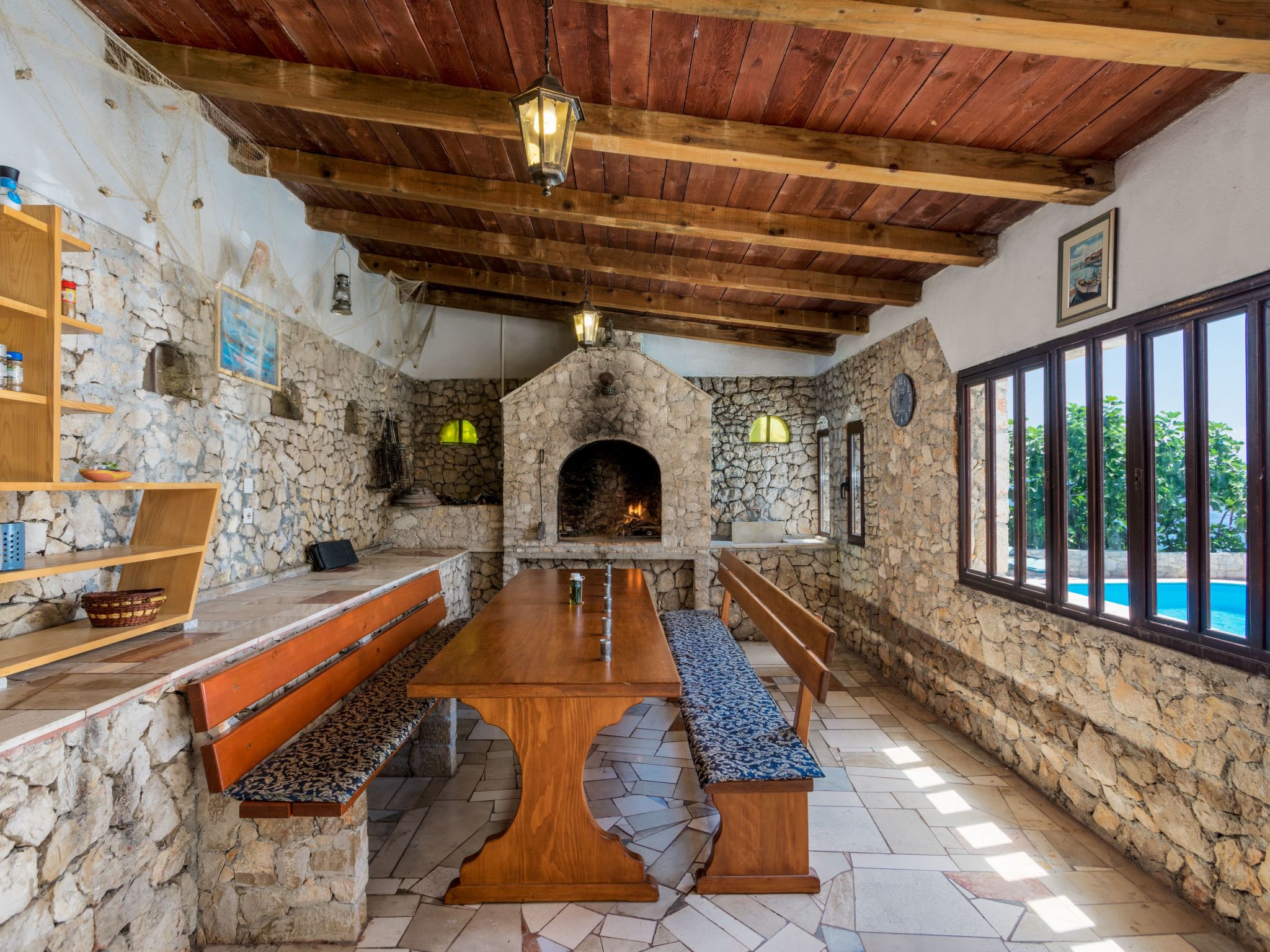 Seaside Villa Lara mit beheiztem Swimmingpool-Drinnen