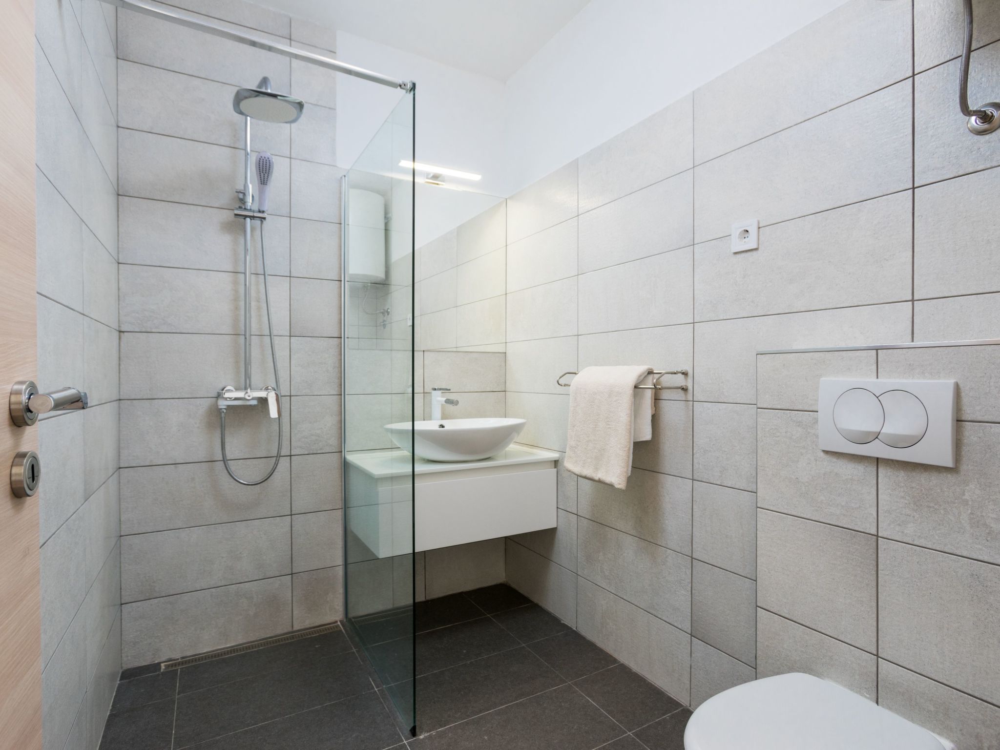 Seaside Villa Lara mit beheiztem Swimmingpool-Drinnen