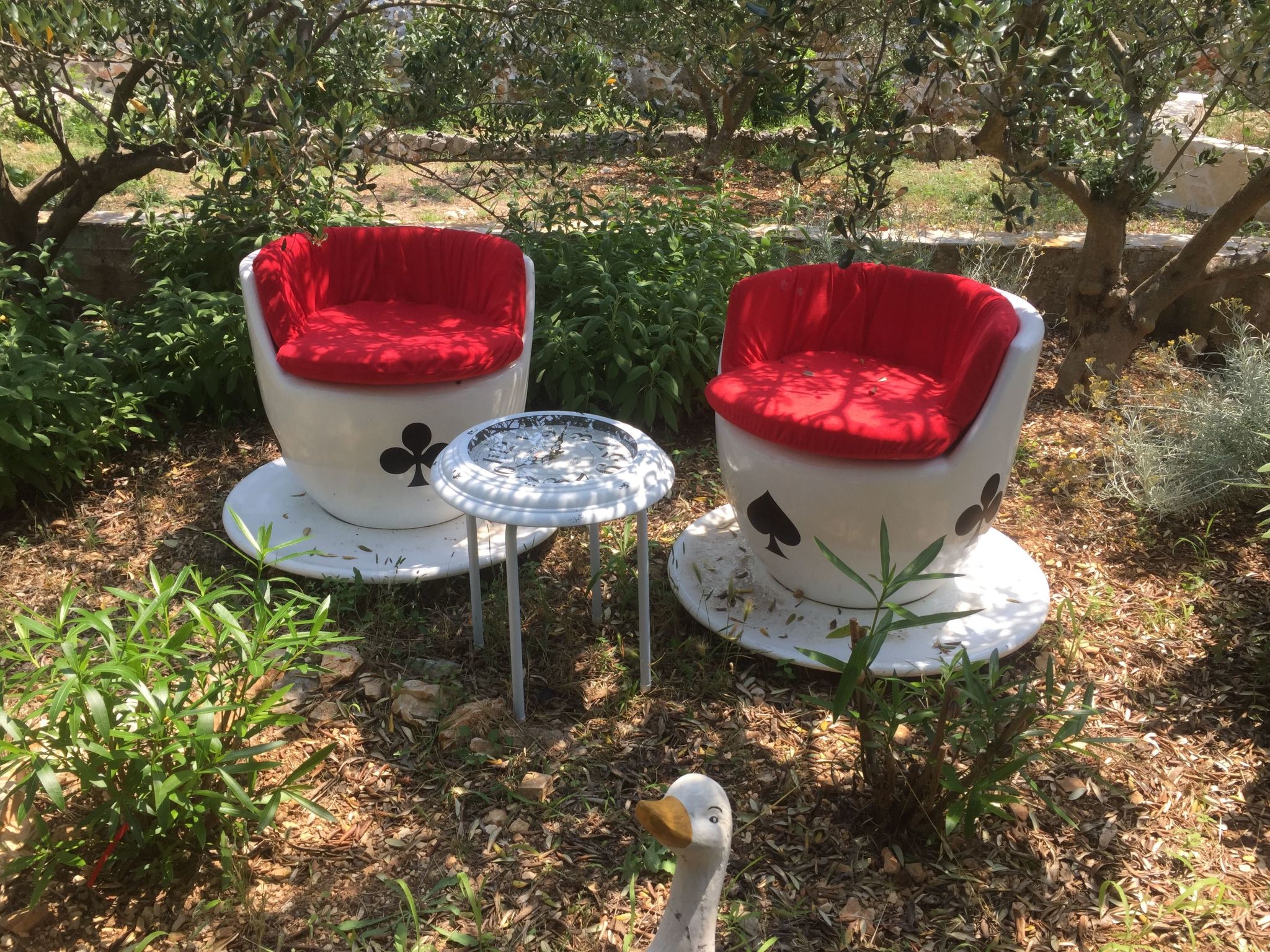 Hütte mit Garten, Grill und Terrasse-Drinnen