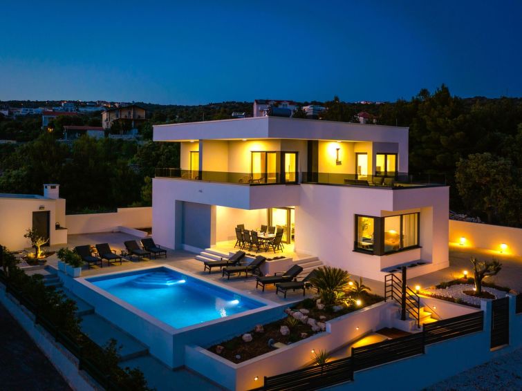 Luxuriöse Villa Dolce Vita Direkt Am Meer Mit Privatem Pool Und Parkplatz - Vis
