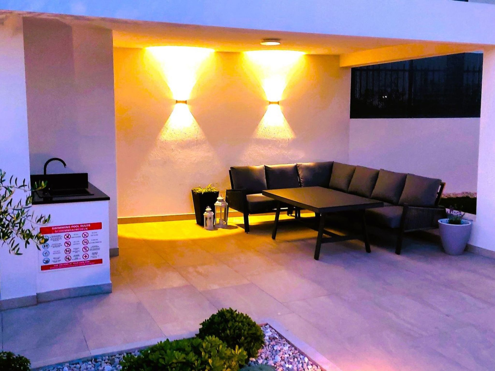 Luxuriöse Villa Dolce Vita direkt am Meer mit privatem Pool und Parkplatz-Inside