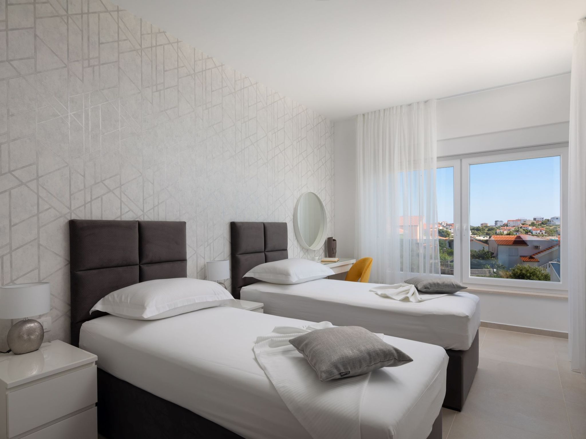 Luxuriöse Villa Dolce Vita direkt am Meer mit privatem Pool und Parkplatz-Inside