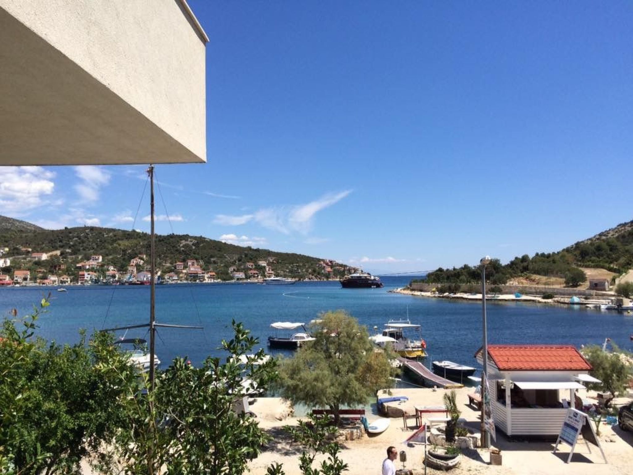 Idyllische, moderne Ferienwohnung direkt am Meer