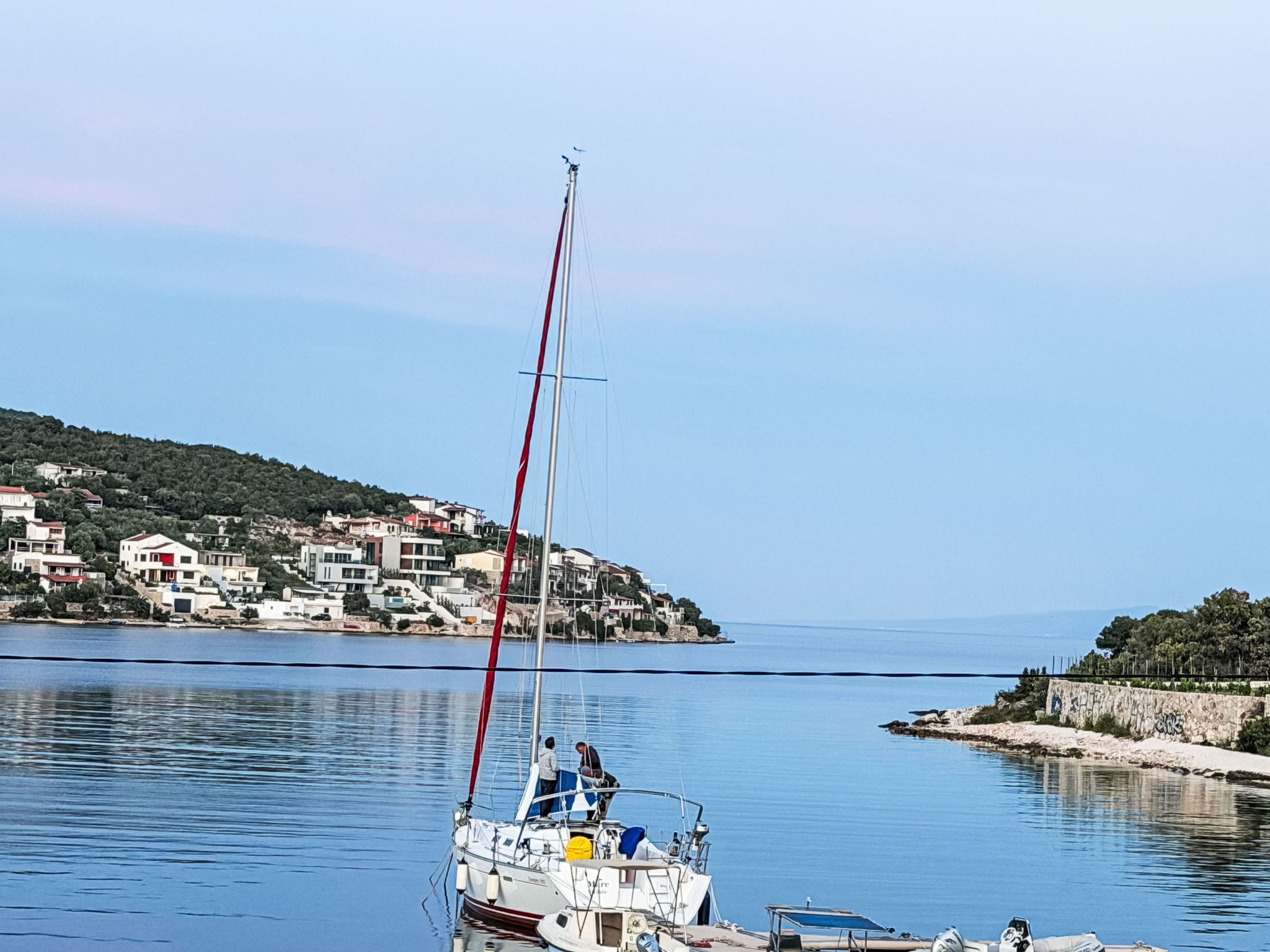 Idyllische, moderne Ferienwohnung direkt am Meer - Buiten