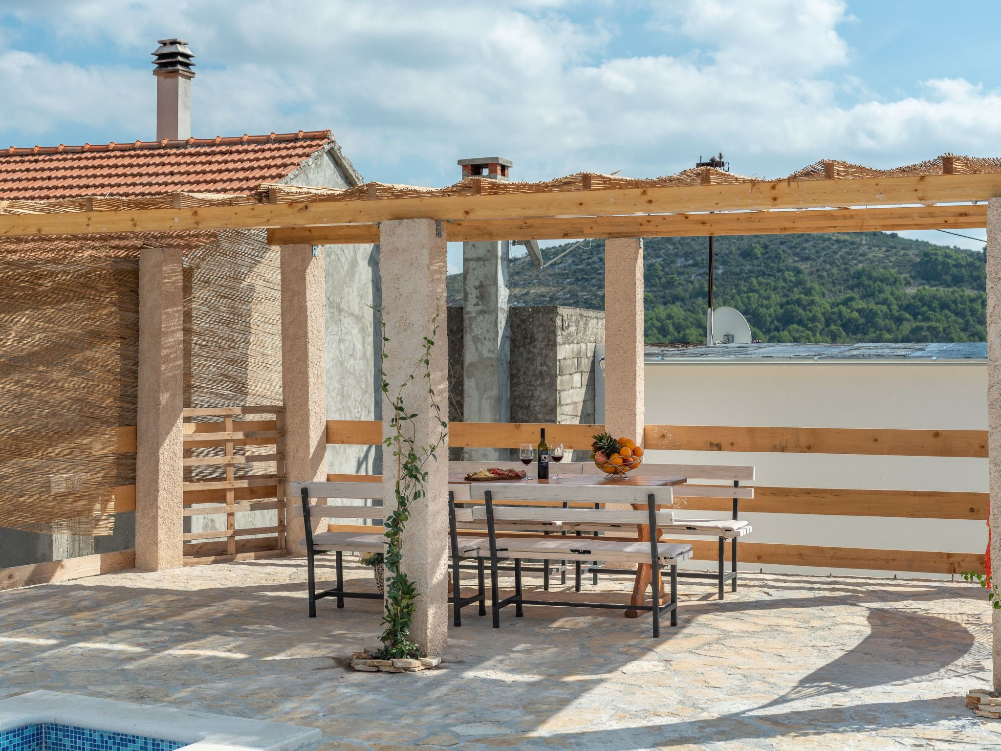 Mittelmeer-Ferienhaus Eden-Drinnen